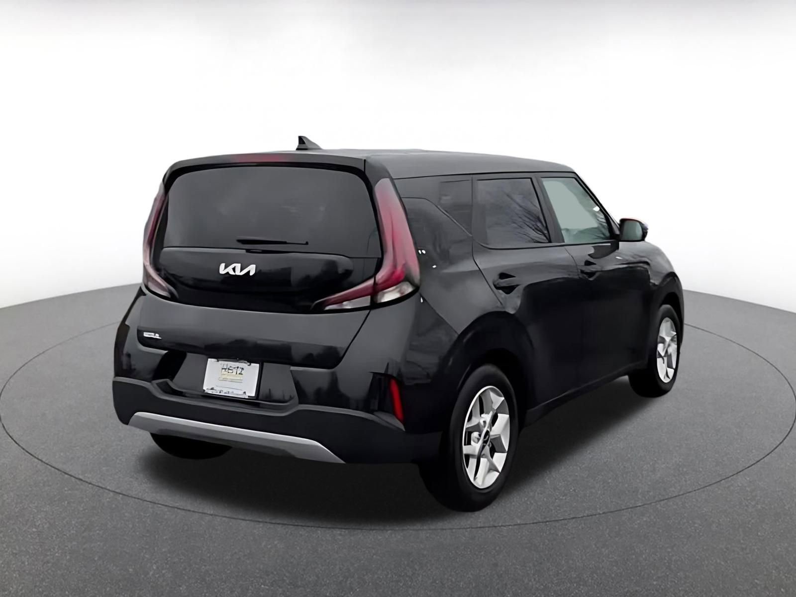 Thumbnail: 2025 Kia Soul - 15