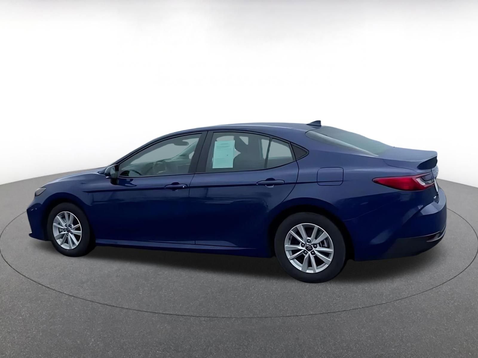 Thumbnail: 2025 Toyota Camry - 16