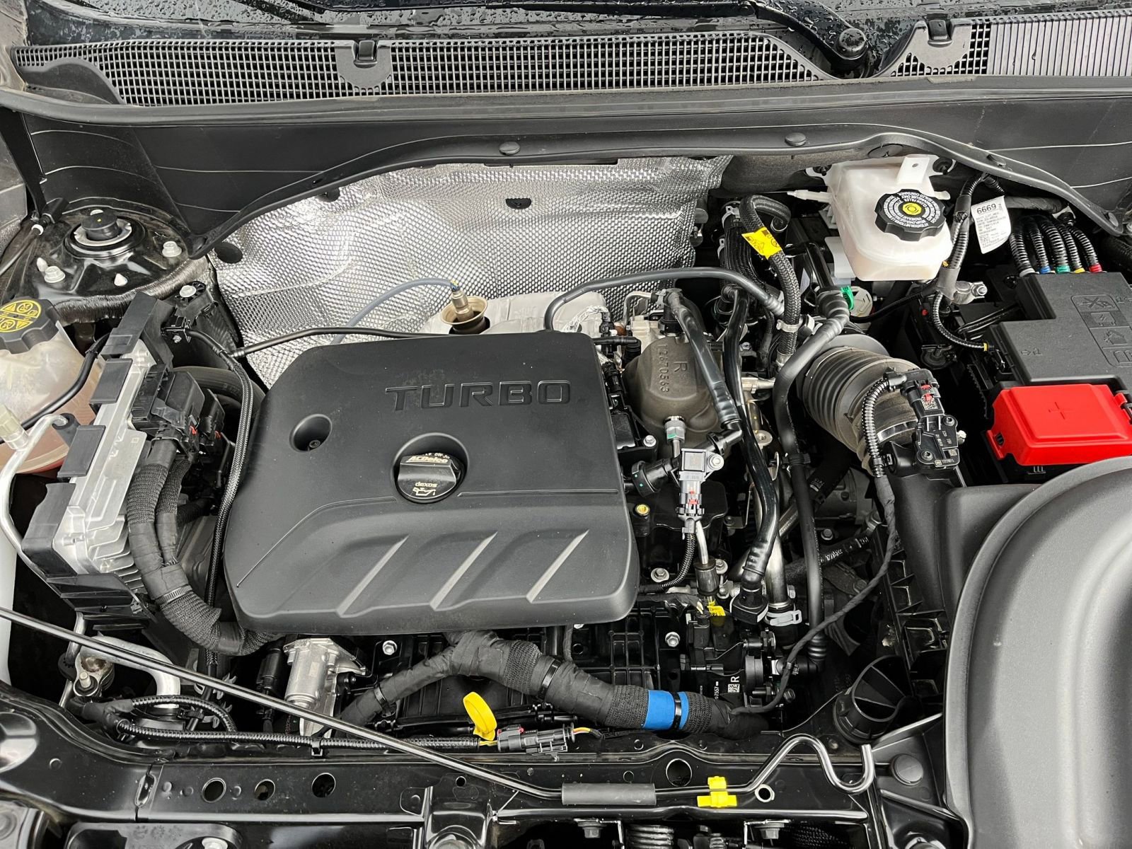 Thumbnail: 2025 Buick Encore GX - 32