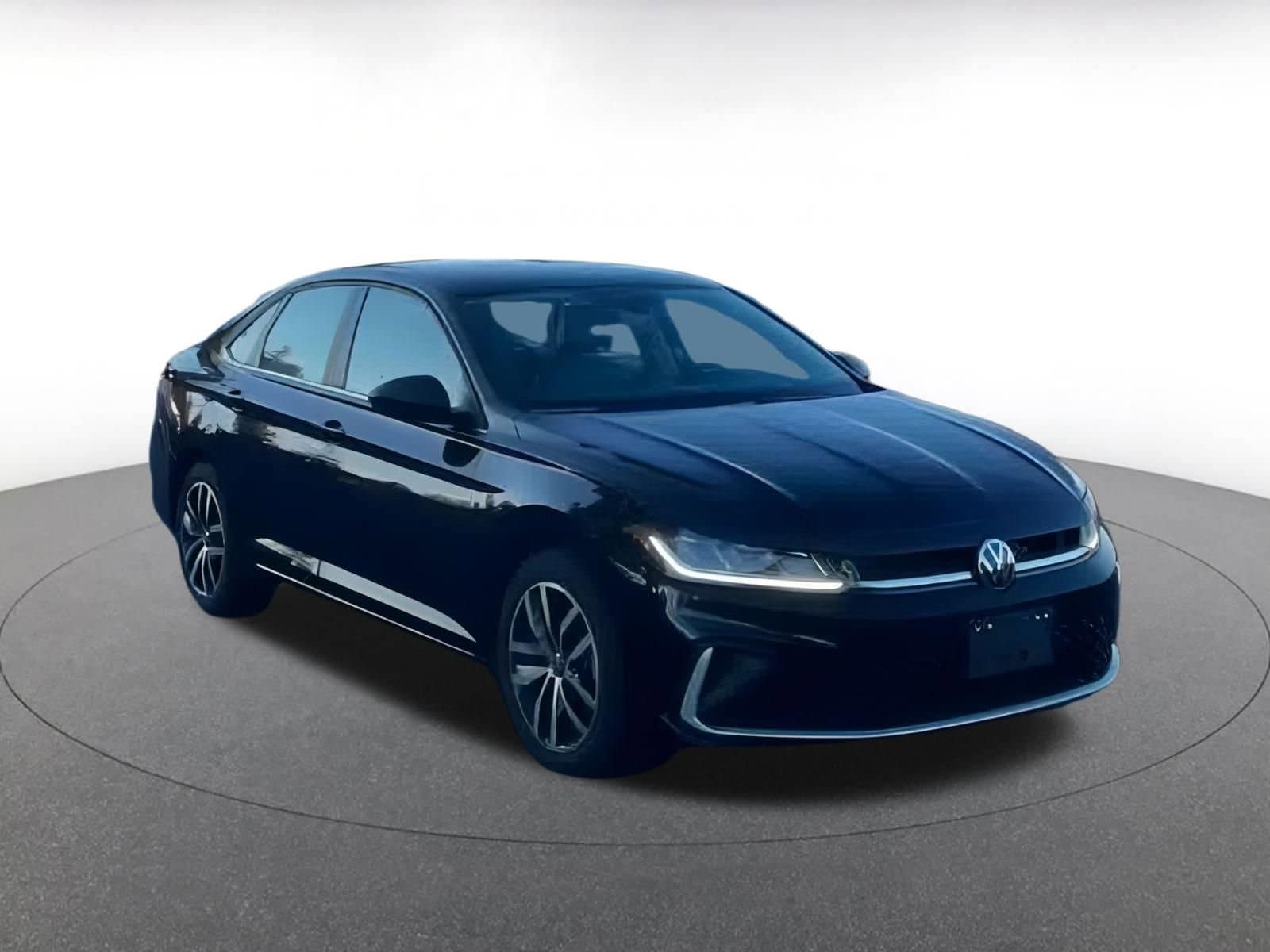 Thumbnail: 2025 Volkswagen Jetta - 3