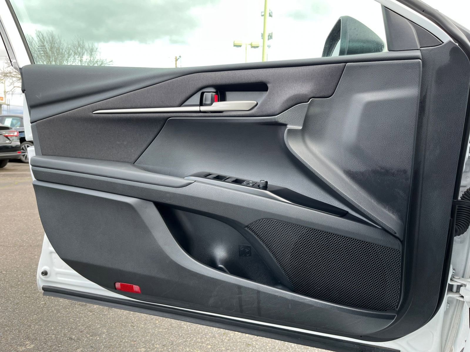 Thumbnail: 2025 Toyota Camry - 20