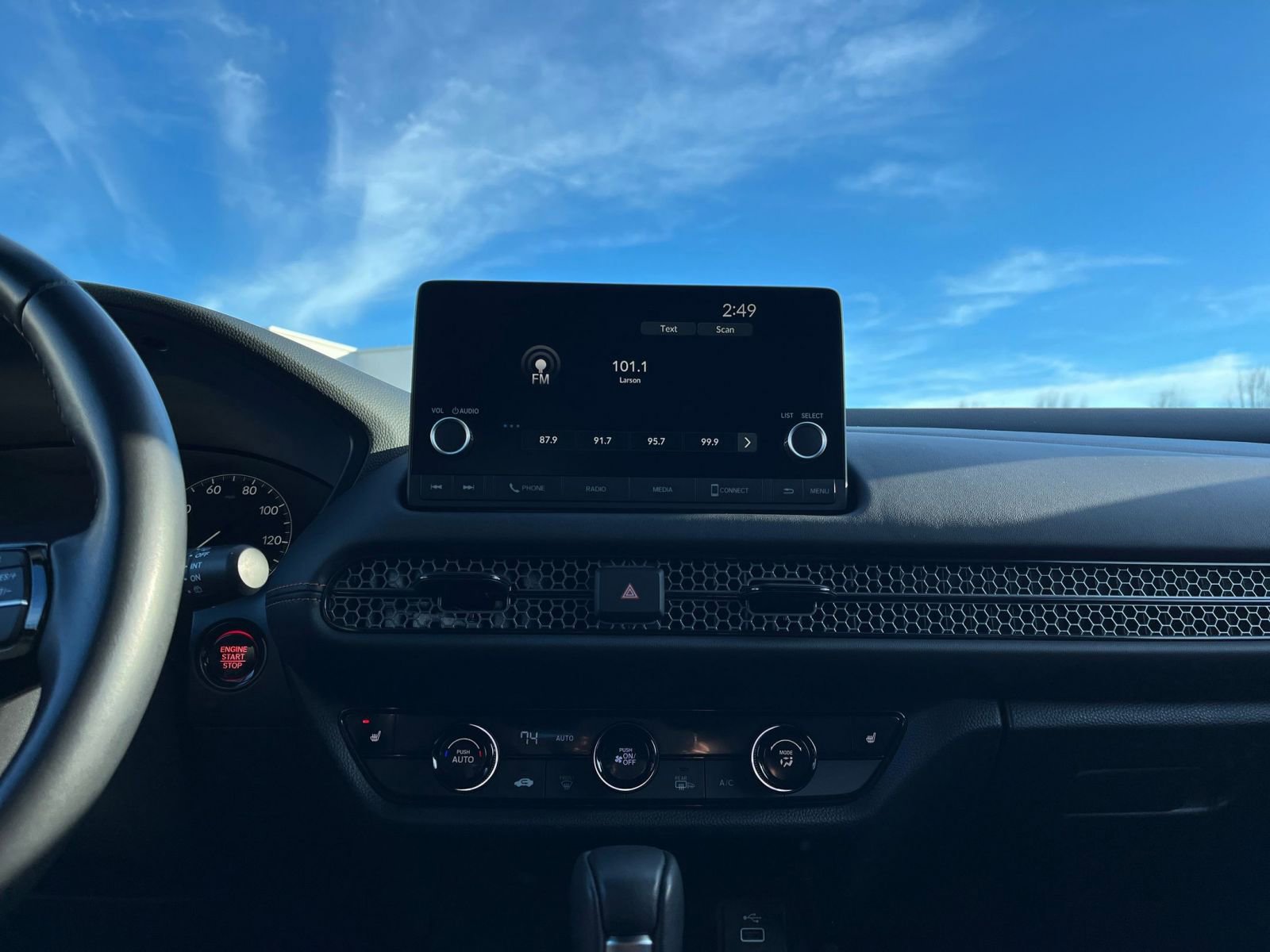 Thumbnail: 2025 Honda HR-V - 21