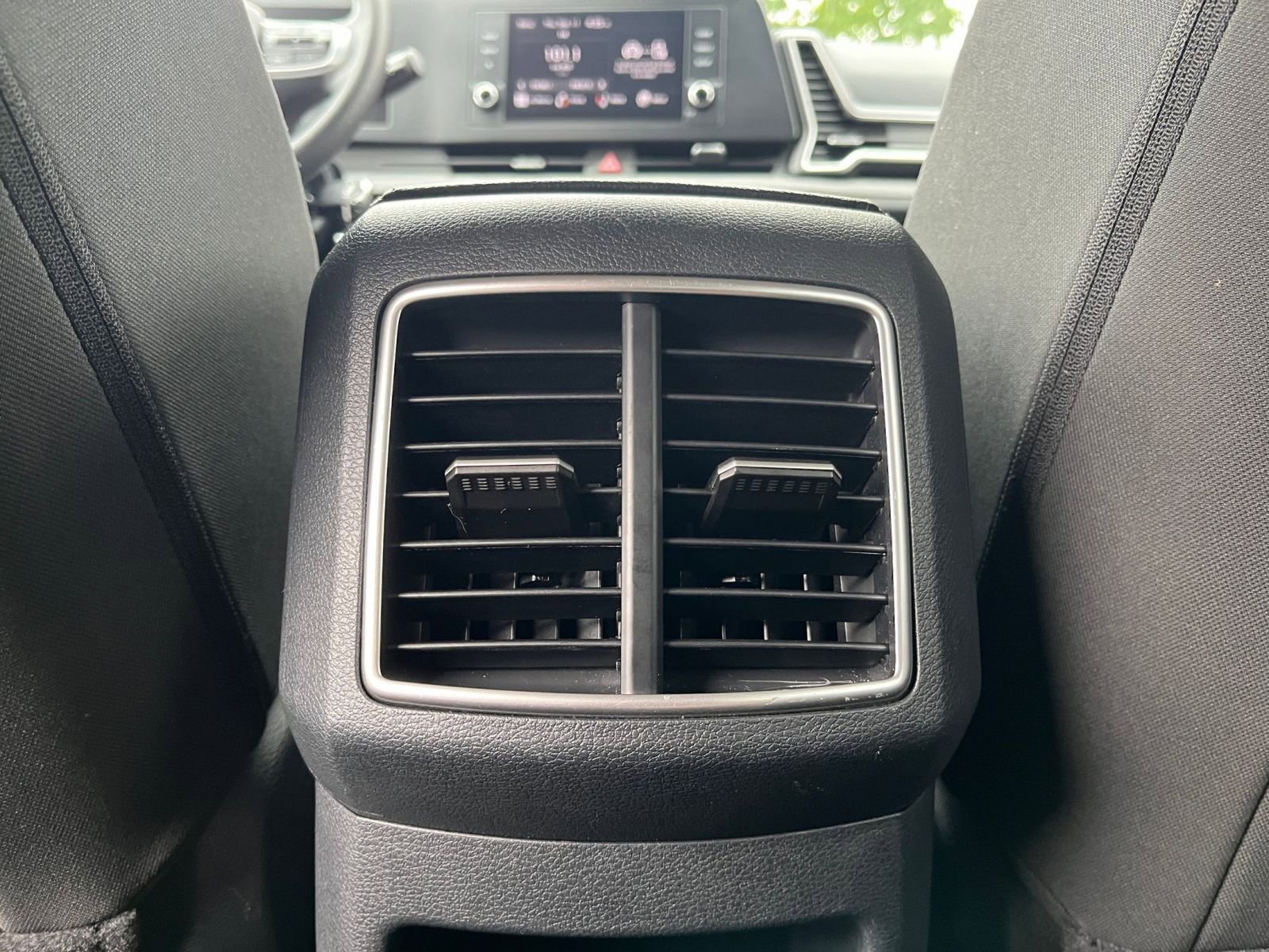 Thumbnail: 2024 Kia Sportage - 24