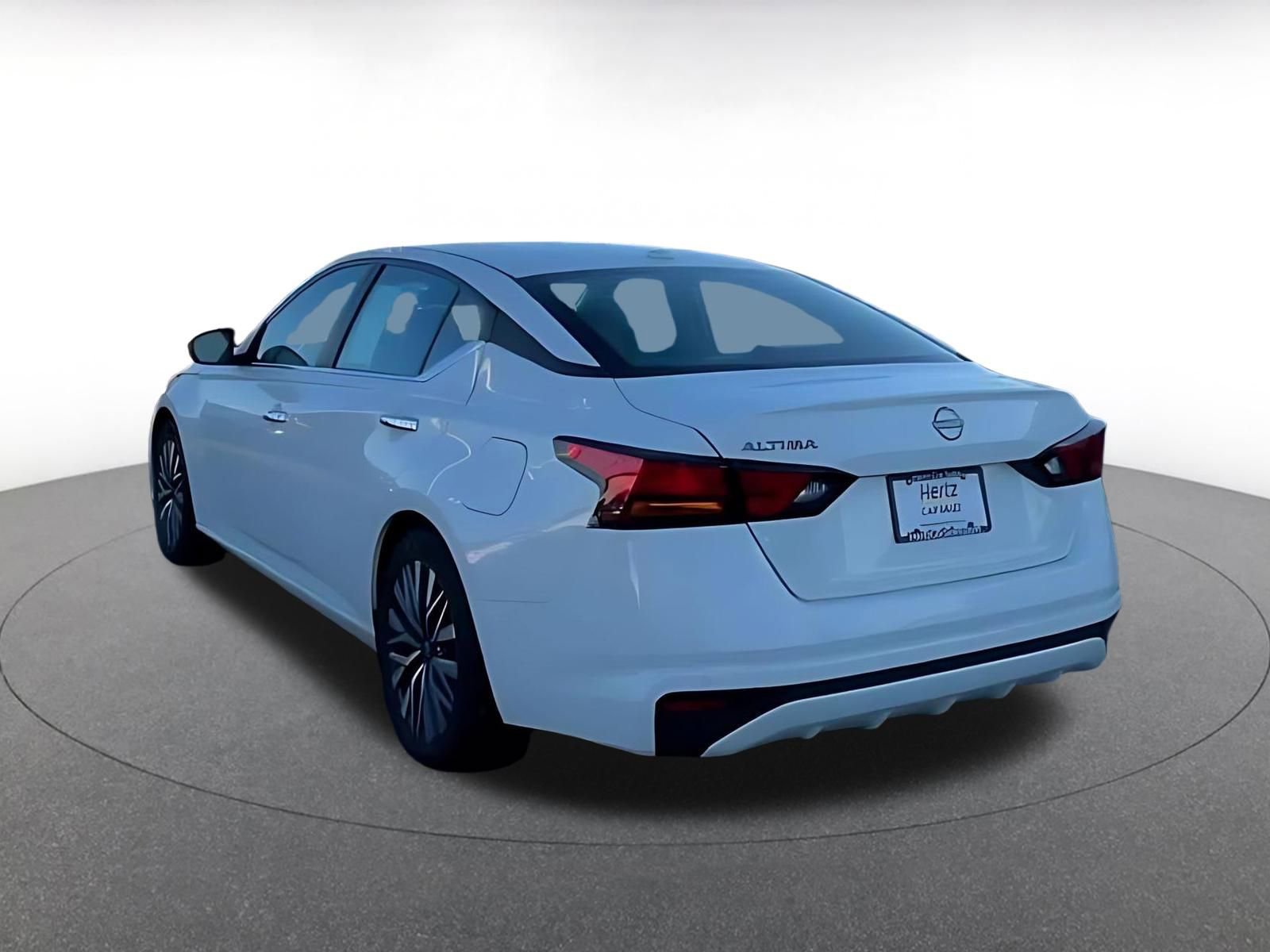 Thumbnail: 2025 Nissan Altima - 12