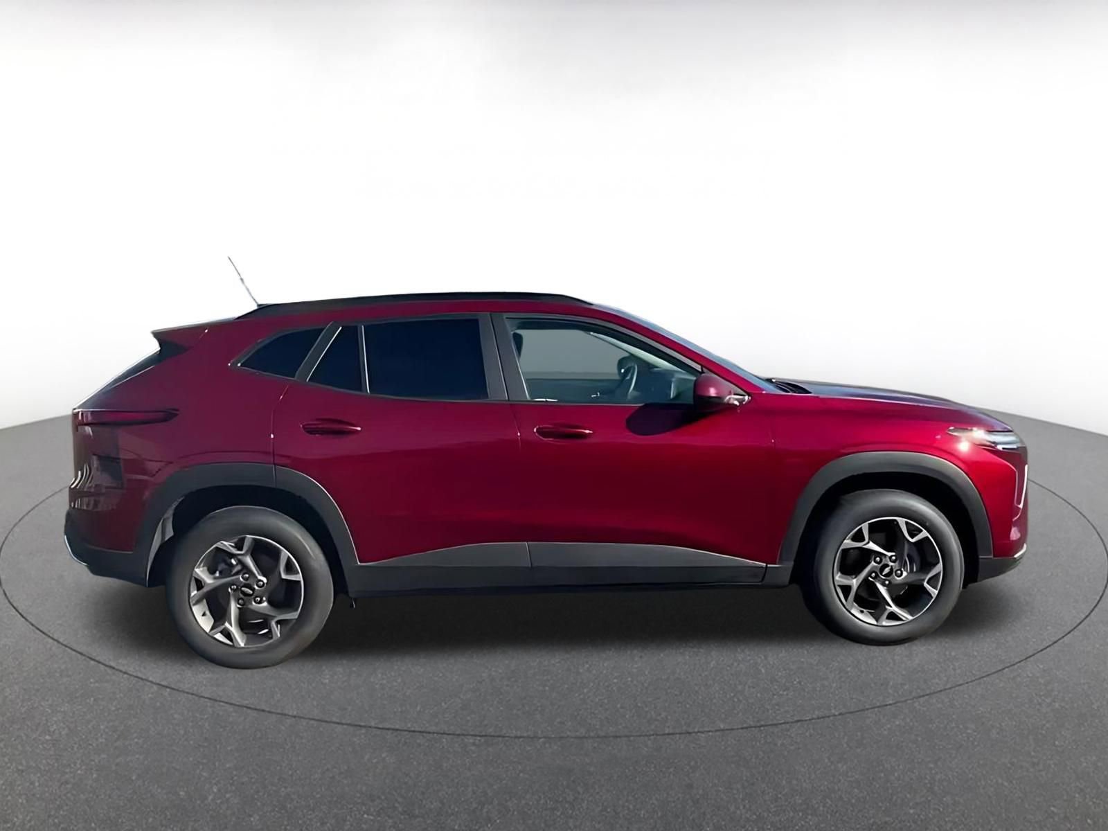 Thumbnail: 2025 Chevrolet Trax - 14