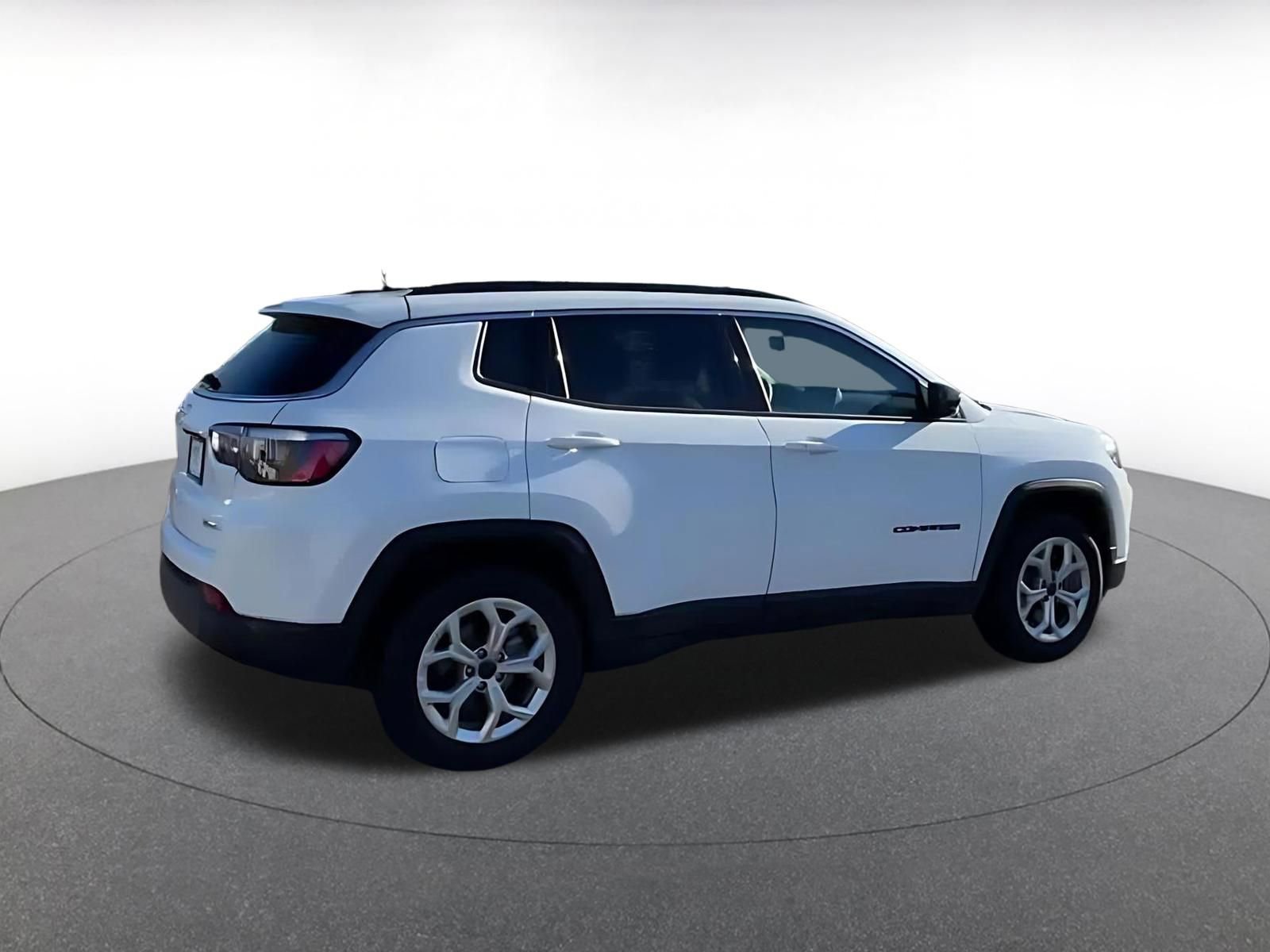 Thumbnail: 2025 Jeep Compass - 15