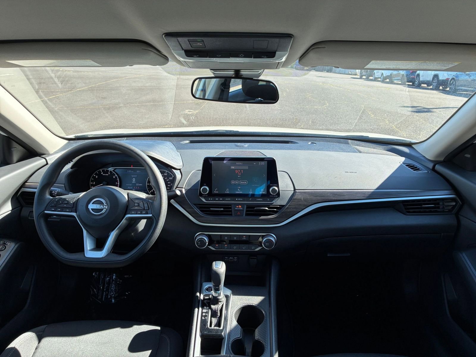 Thumbnail: 2025 Nissan Altima - 33