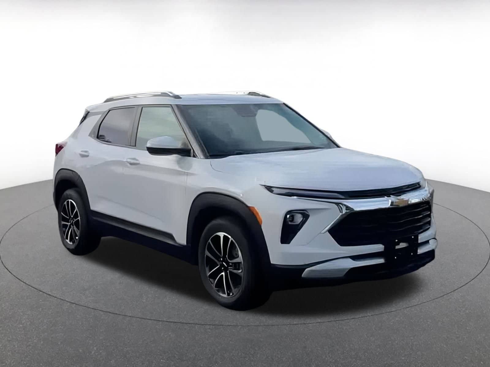 Thumbnail: 2024 Chevrolet TrailBlazer - 2