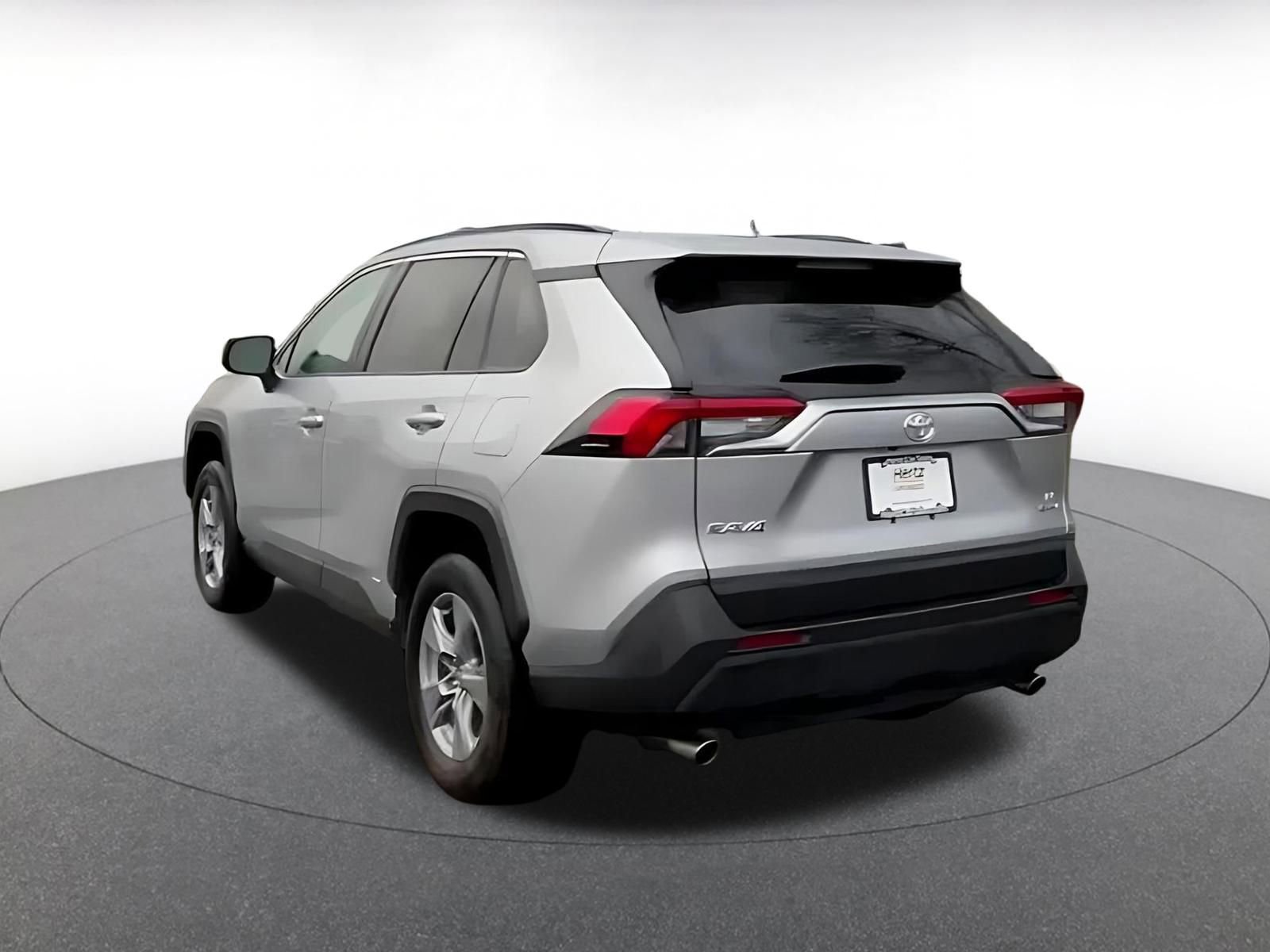 Thumbnail: 2025 Toyota RAV4 - 11