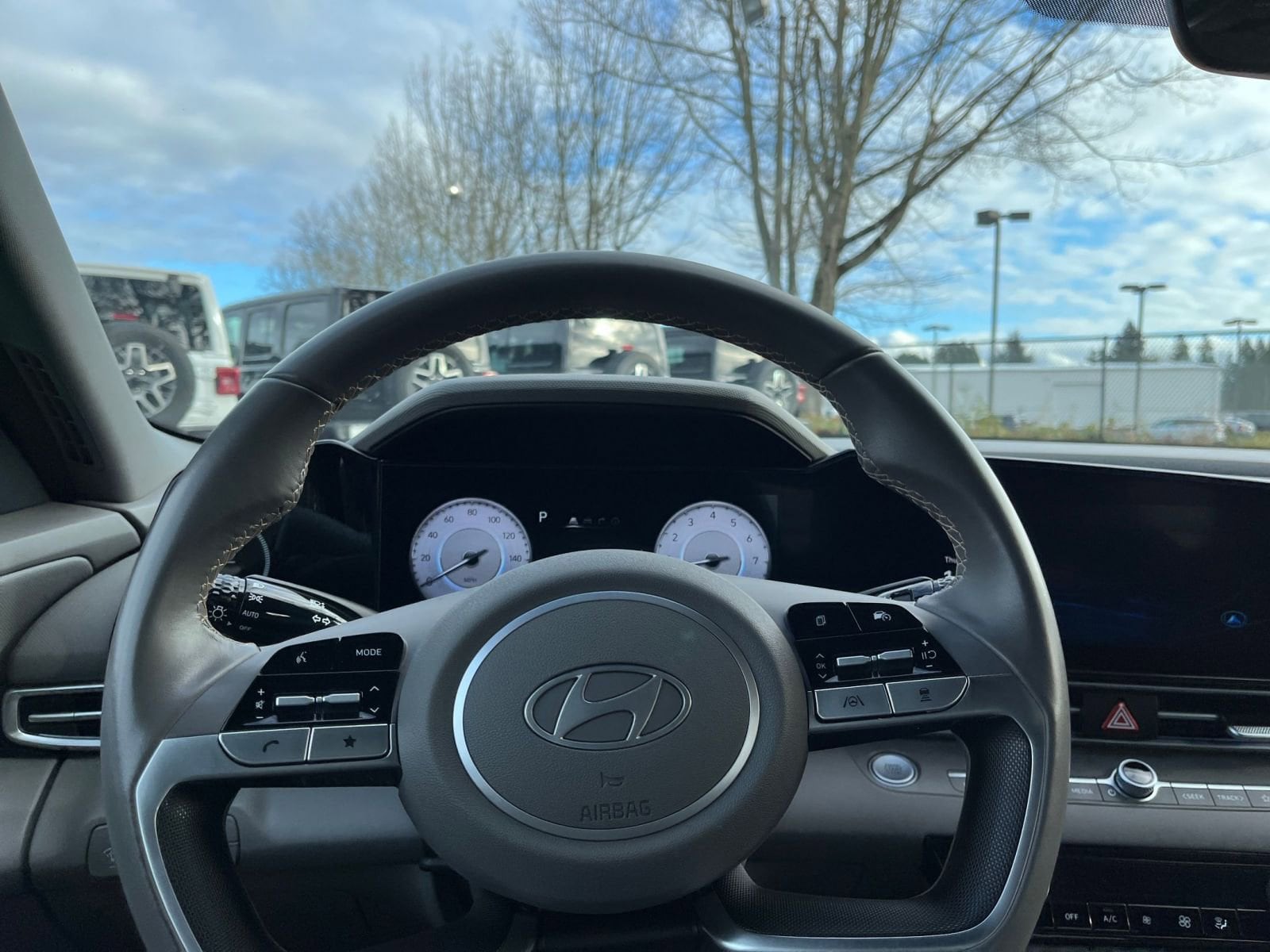 Thumbnail: 2025 Hyundai Elantra - 27