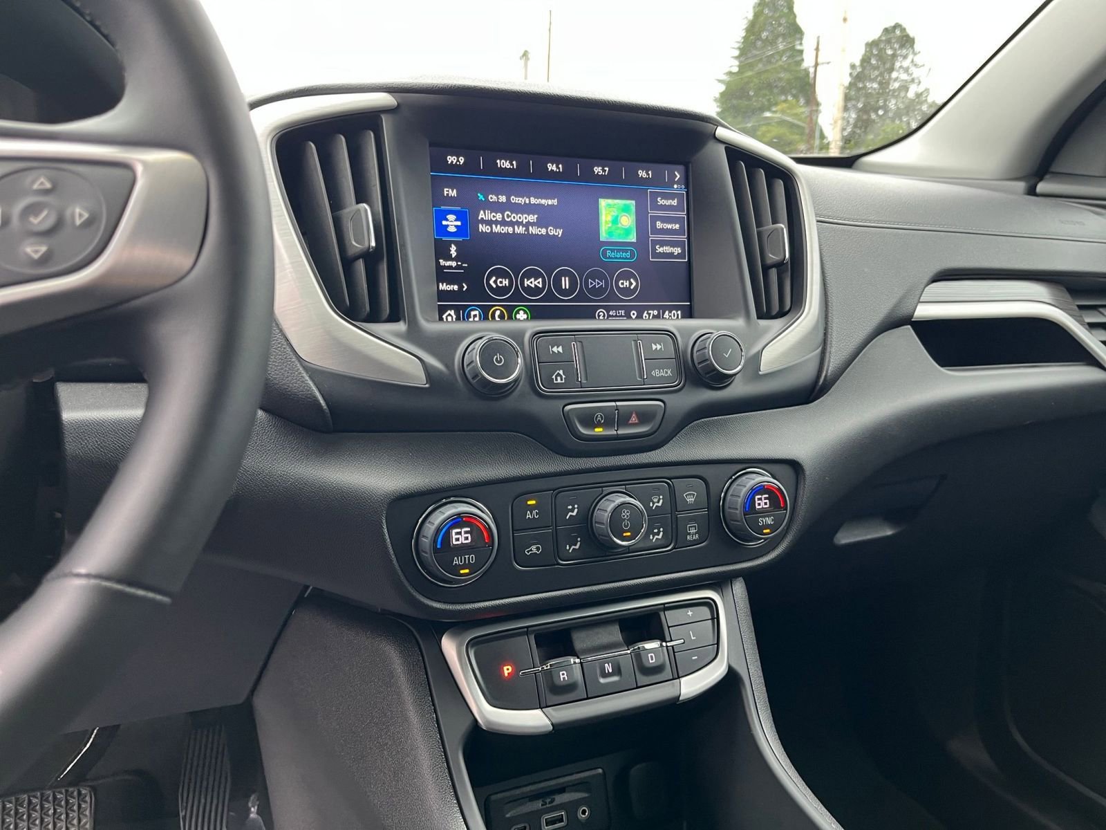 Thumbnail: 2024 GMC Terrain - 21