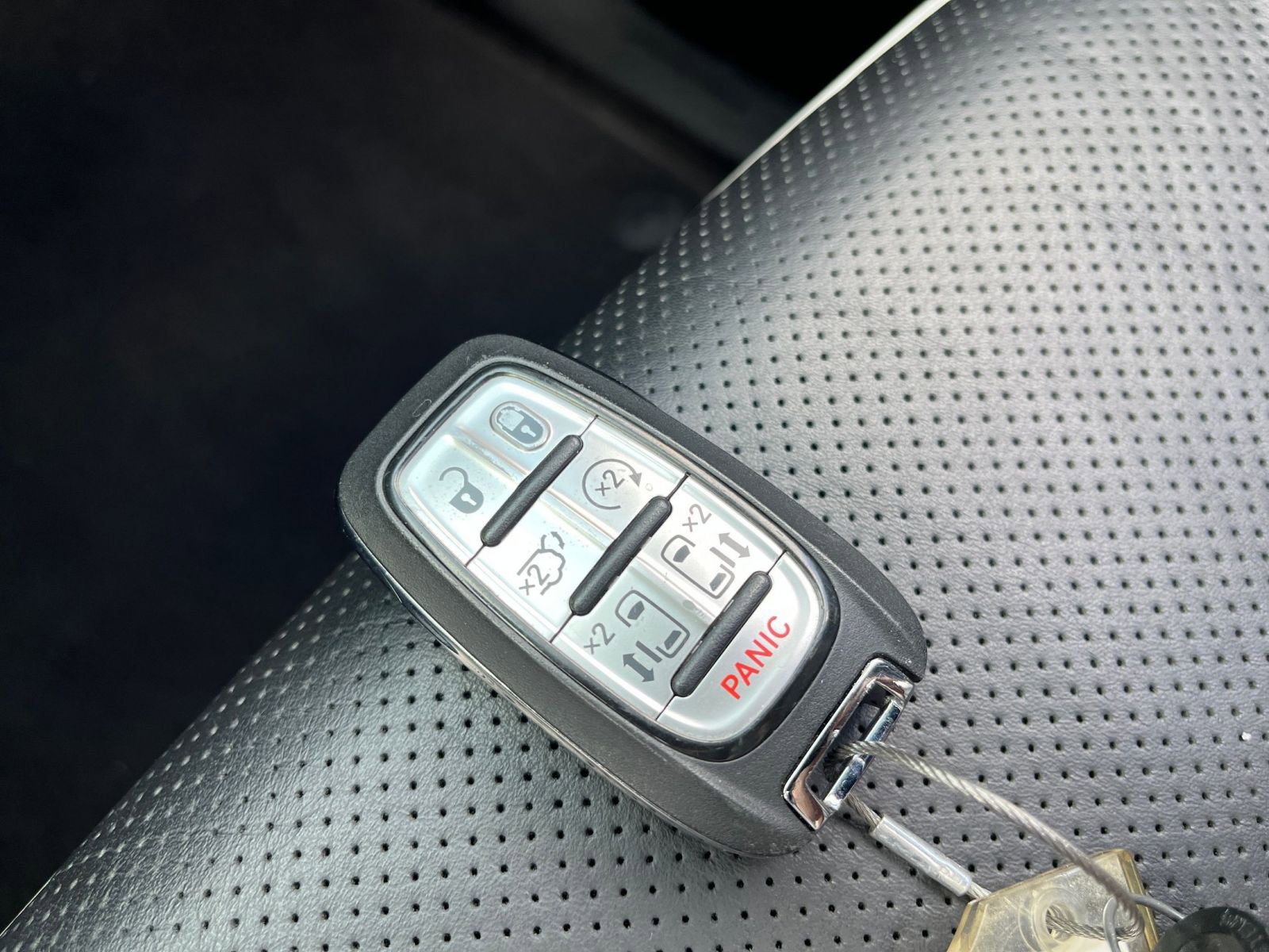 Thumbnail: 2025 Chrysler Pacifica - 28