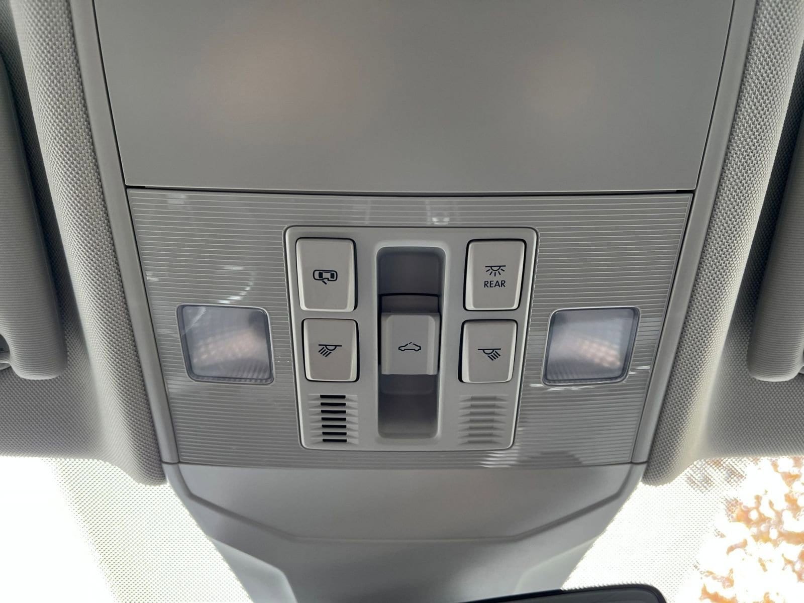 Thumbnail: 2025 Volkswagen Jetta - 23