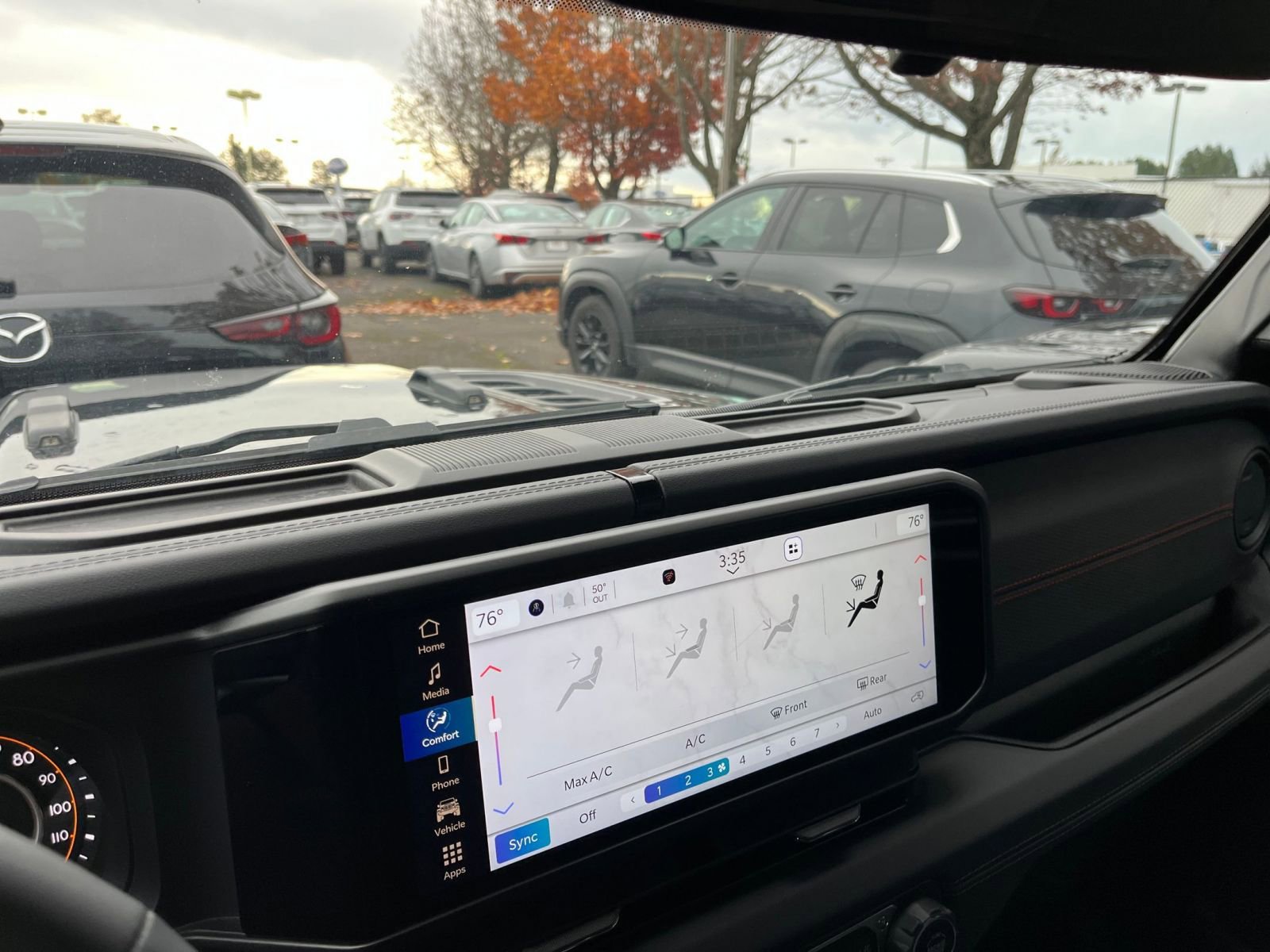 Thumbnail: 2025 Jeep Wrangler - 18