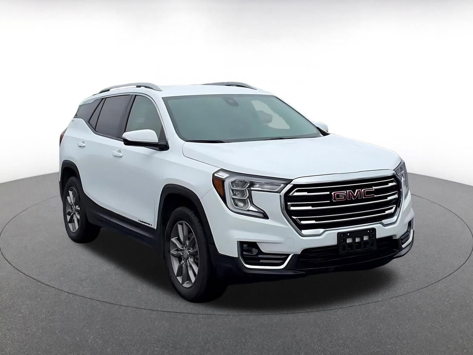 Thumbnail: 2024 GMC Terrain - 3
