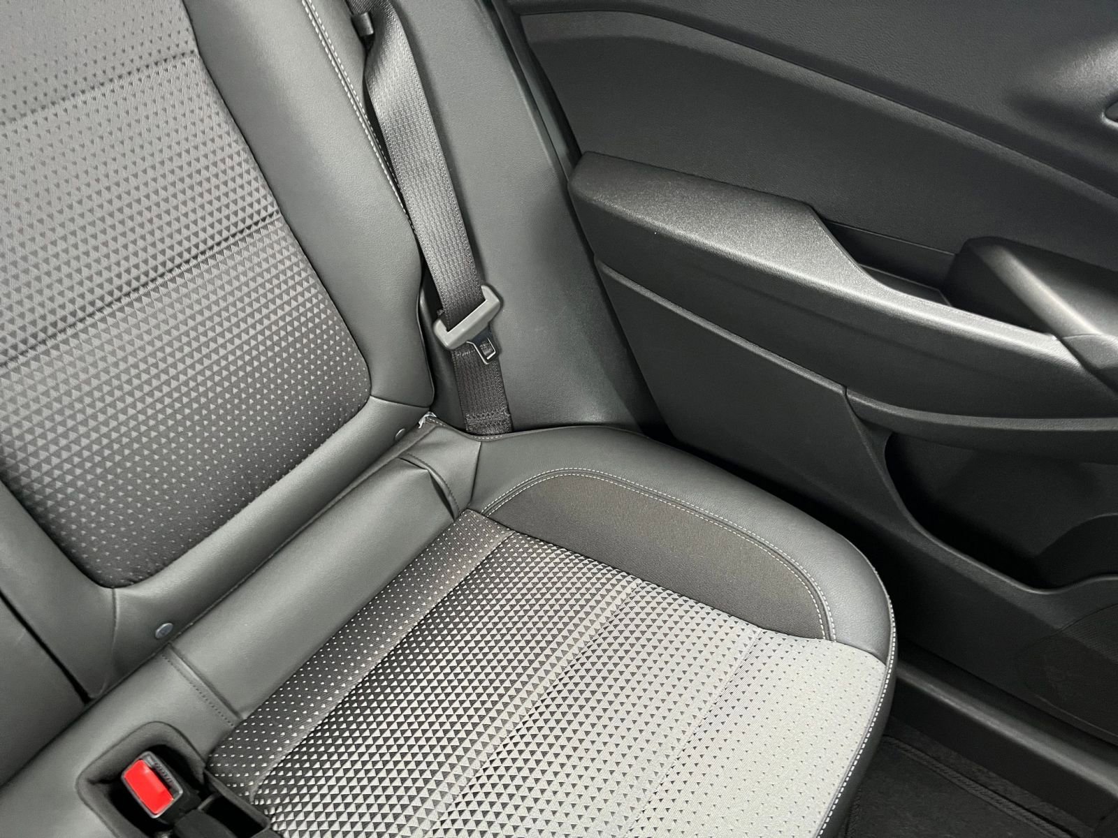 Thumbnail: 2025 Chevrolet Trax - 35