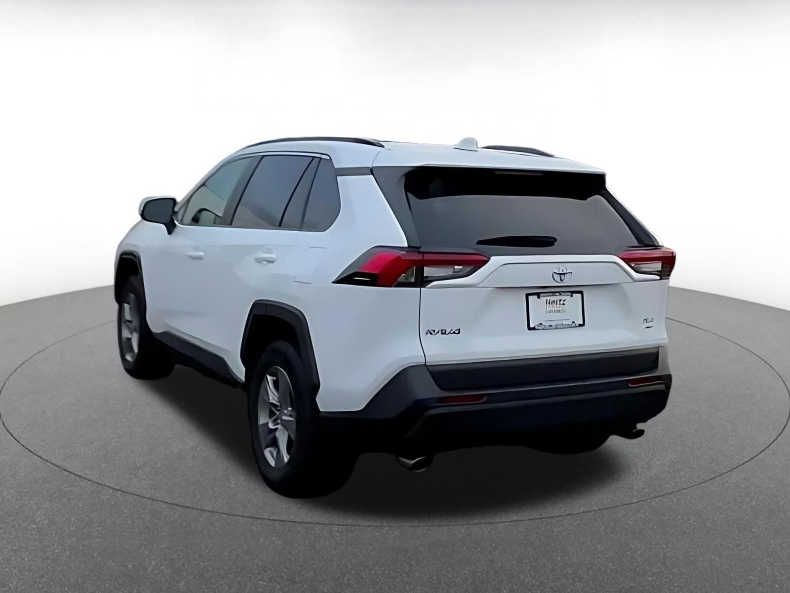 Thumbnail: 2025 Toyota RAV4 - 10