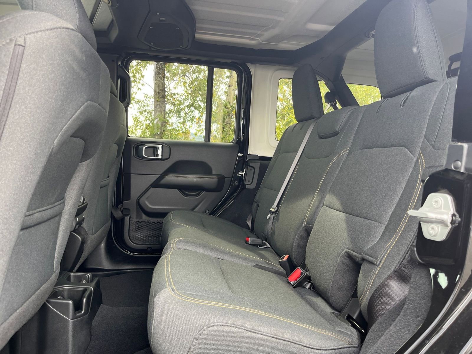 Thumbnail: 2025 Jeep Wrangler - 24