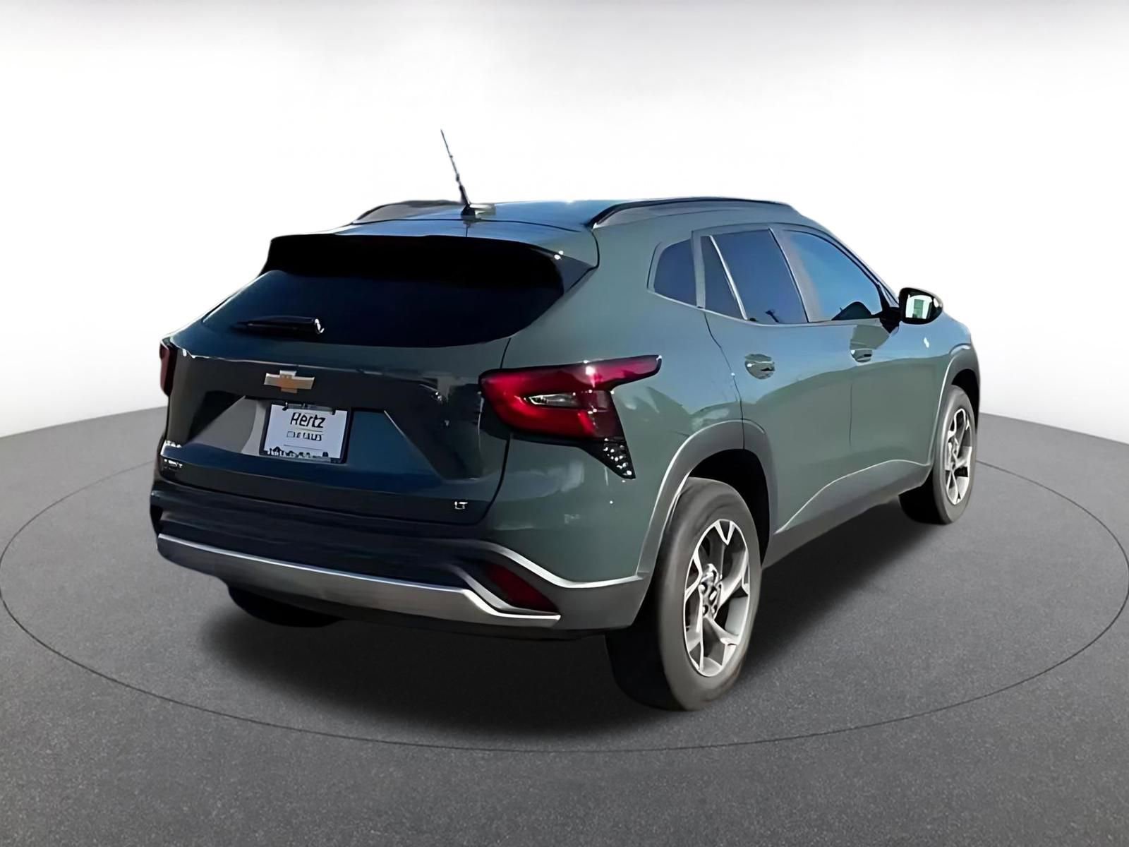 Thumbnail: 2025 Chevrolet Trax - 14