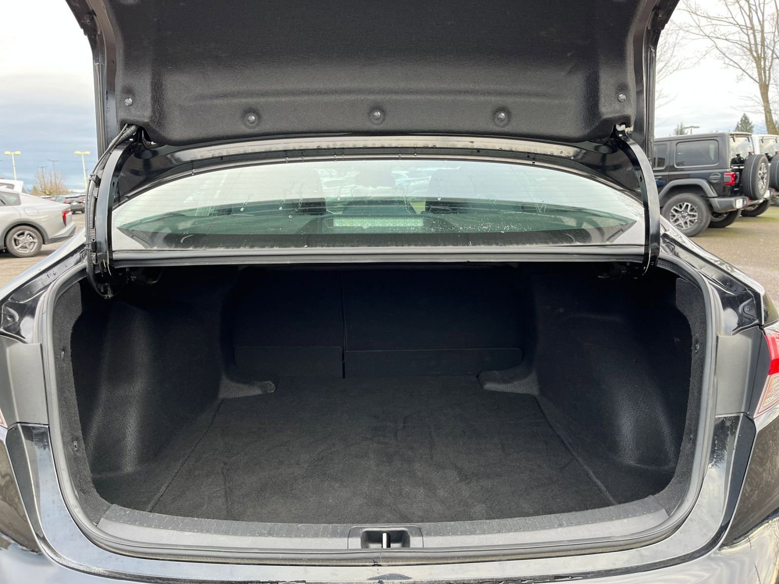 Thumbnail: 2023 Toyota Corolla - 29