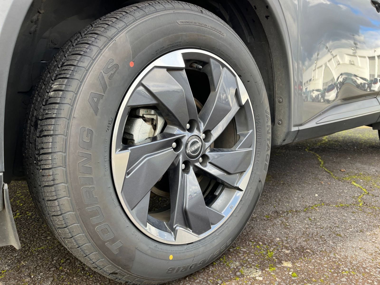 Thumbnail: 2025 Nissan Rogue - 32