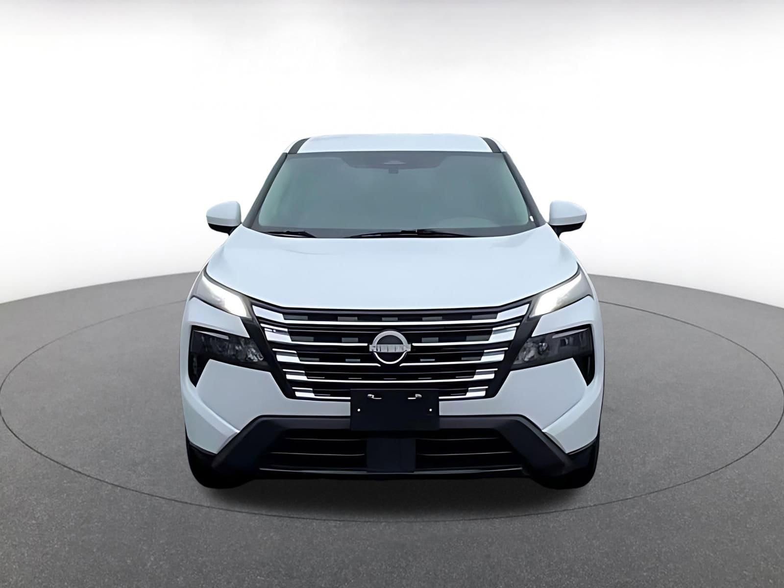 Thumbnail: 2025 Nissan Rogue - 4