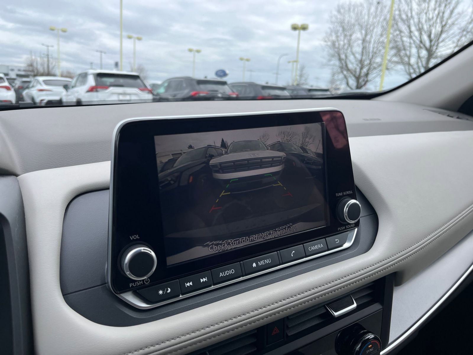 Thumbnail: 2025 Nissan Rogue - 25