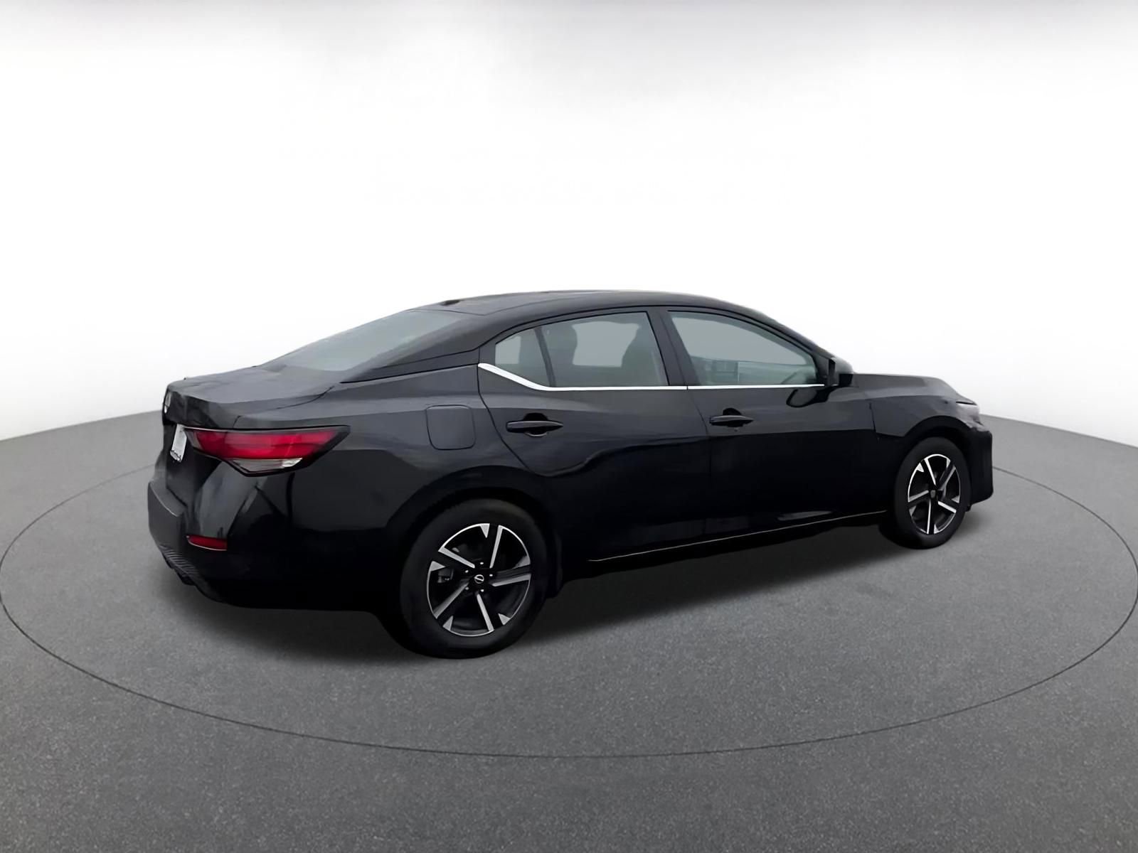 Thumbnail: 2025 Nissan Sentra - 15