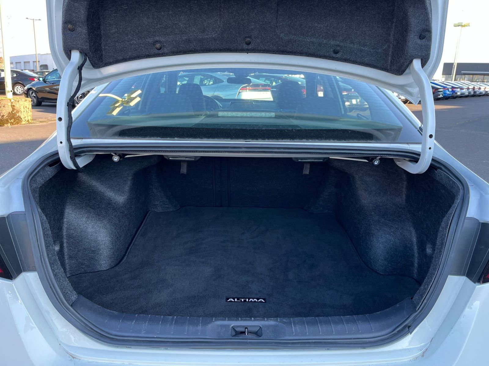 Thumbnail: 2025 Nissan Altima - 30