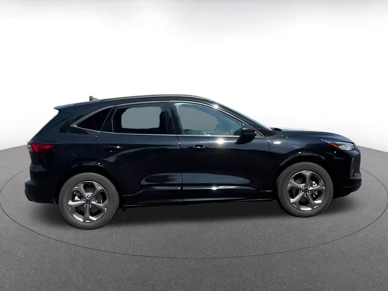 Thumbnail: 2024 Ford Escape - 9