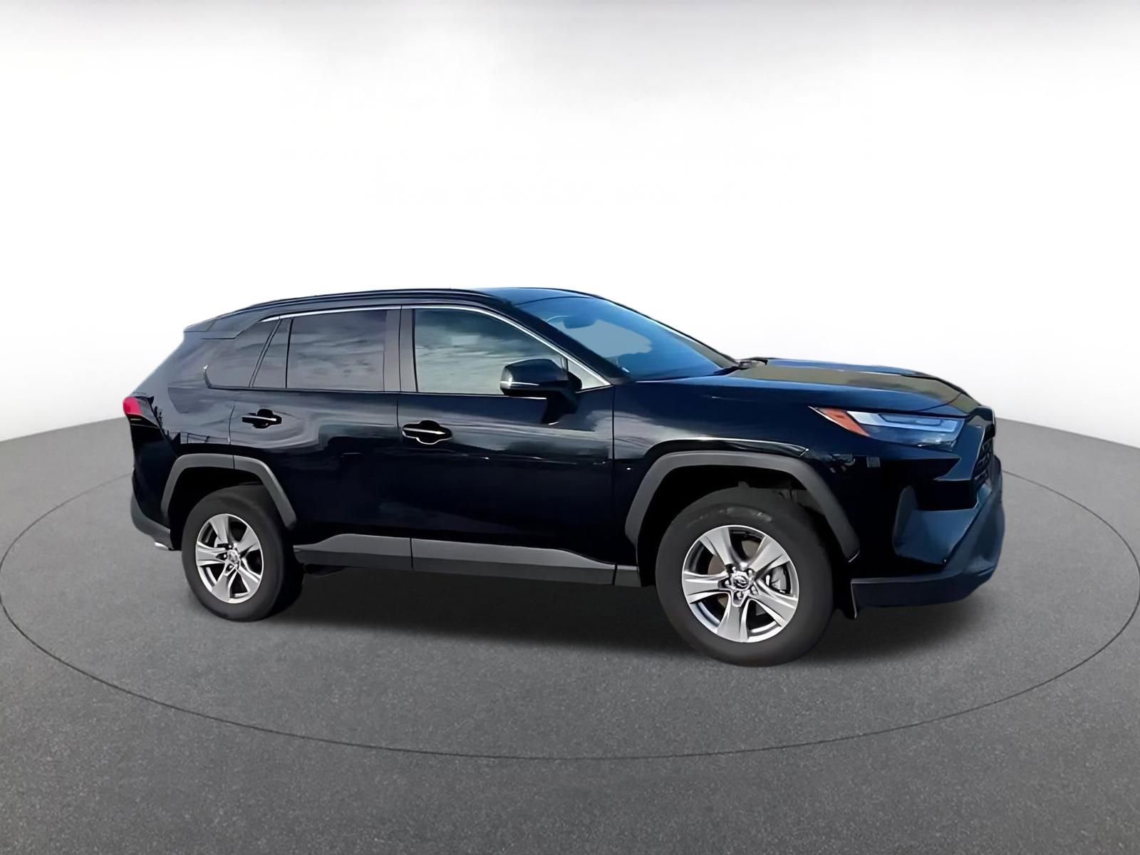 Thumbnail: 2025 Toyota RAV4 - 2