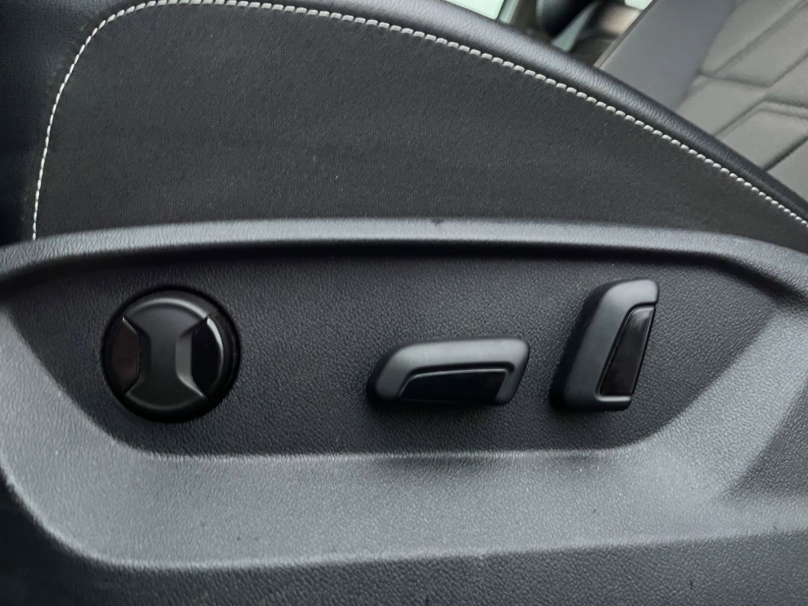 Thumbnail: 2025 Volkswagen Atlas - 25