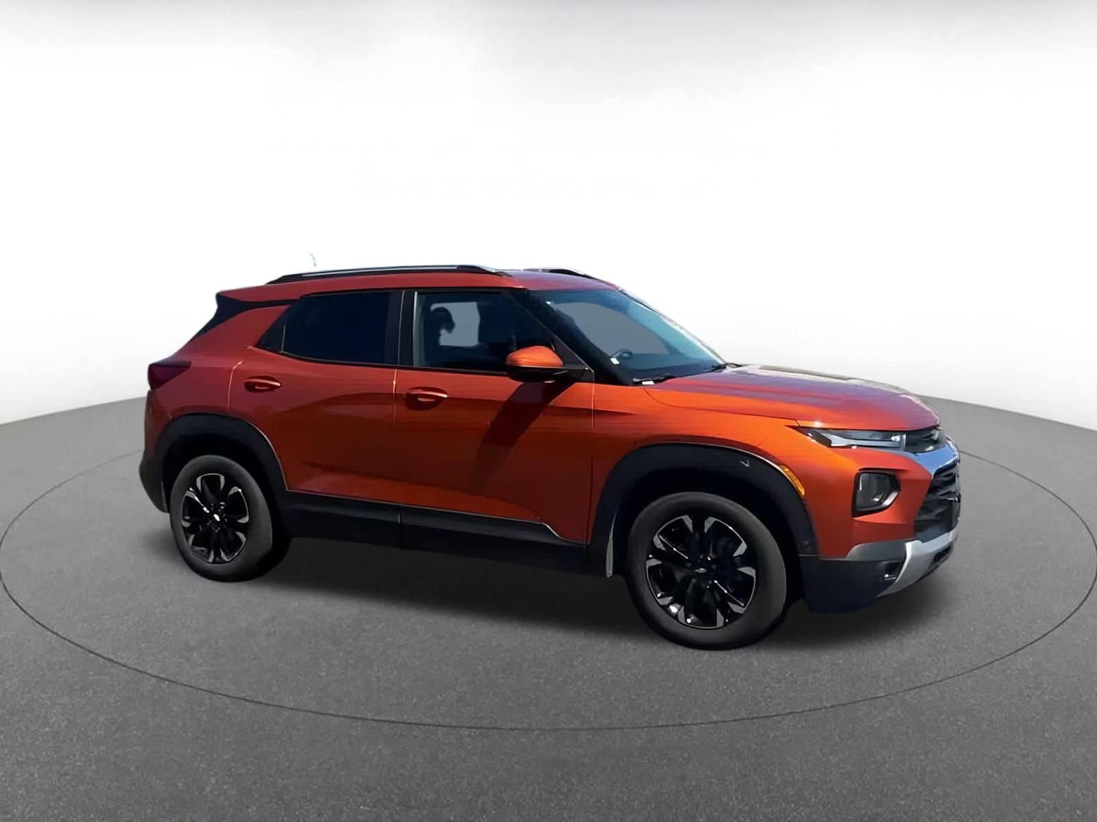 Thumbnail: 2022 Chevrolet TrailBlazer - 2