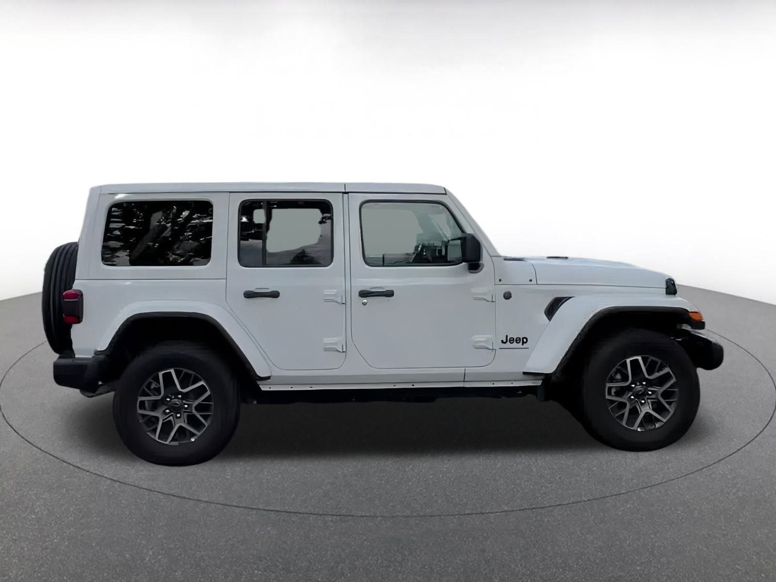 Thumbnail: 2025 Jeep Wrangler - 14