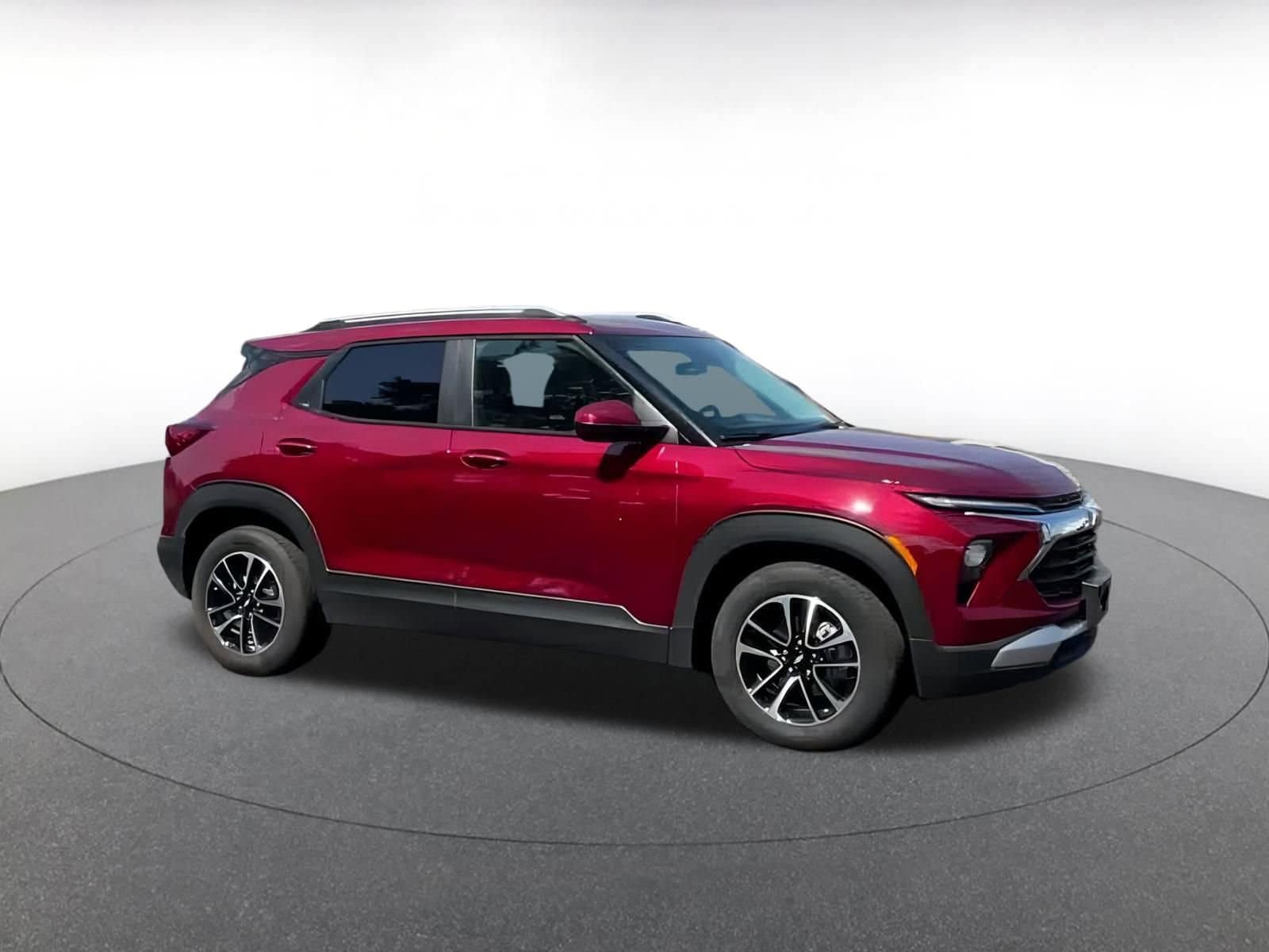 Thumbnail: 2024 Chevrolet TrailBlazer - 2