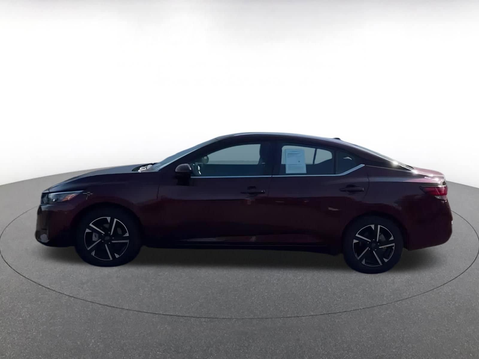 Thumbnail: 2024 Nissan Sentra - 10