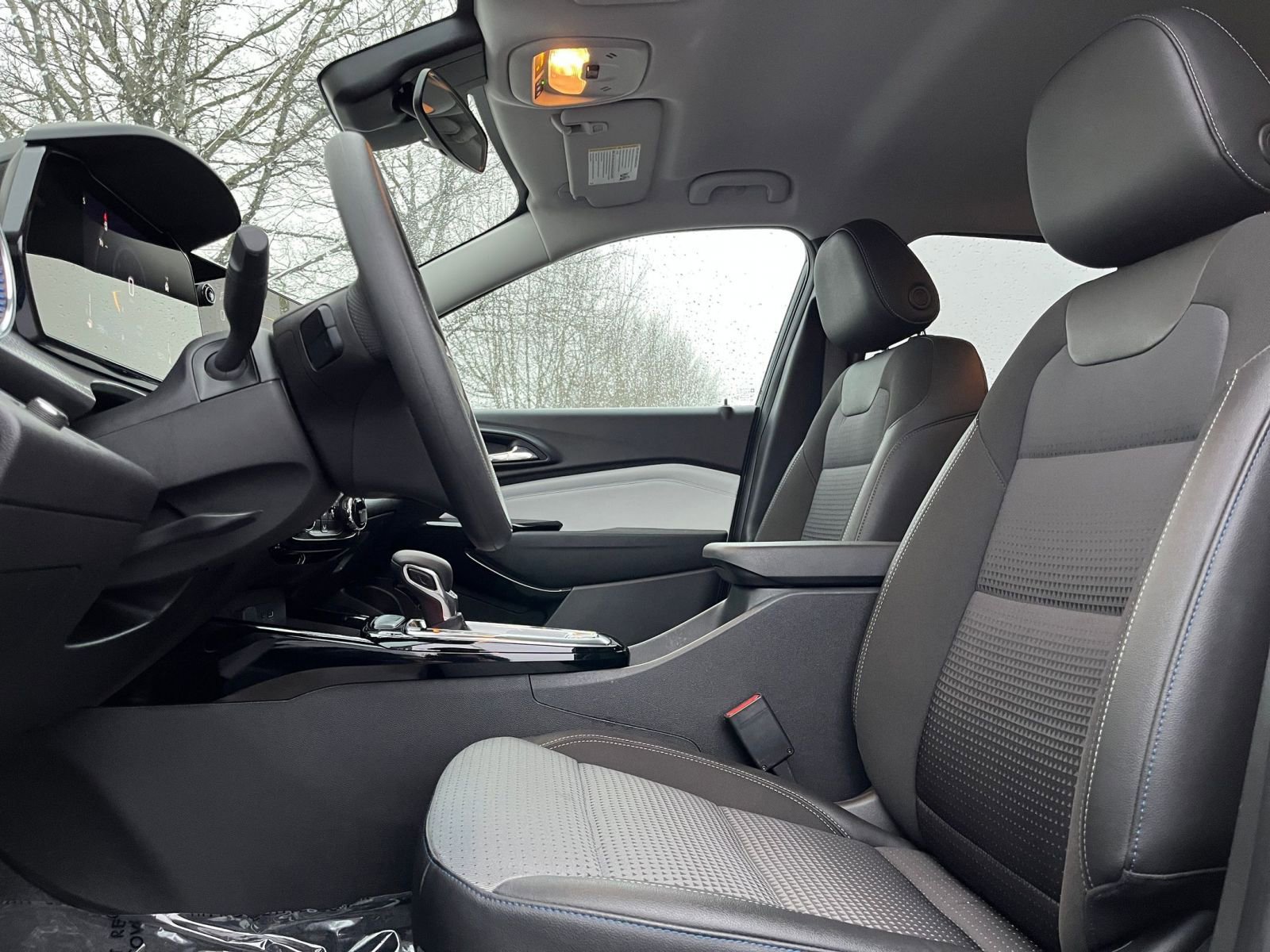 Thumbnail: 2025 Chevrolet Trax - 24