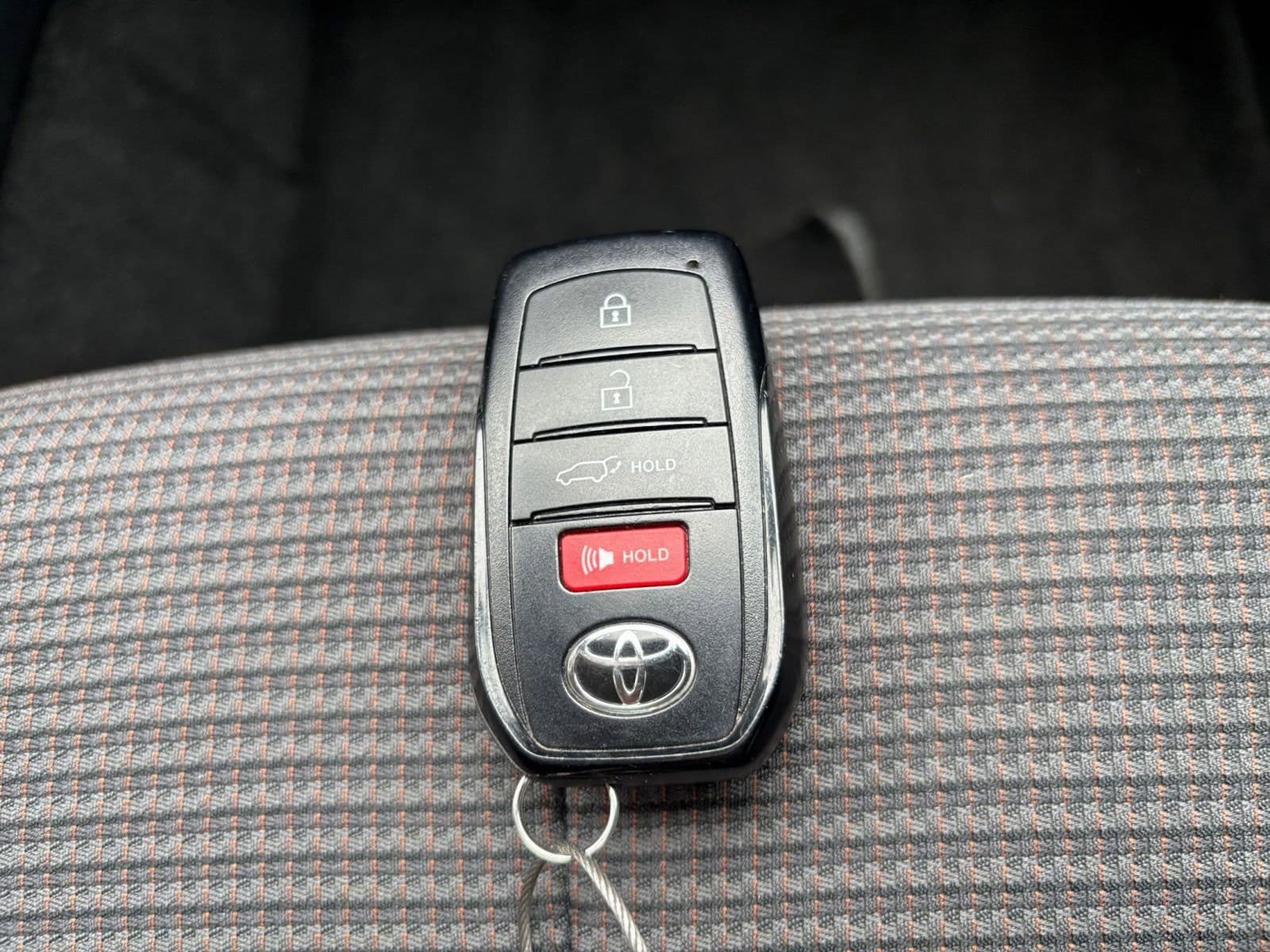 Thumbnail: 2025 Toyota Highlander - 21
