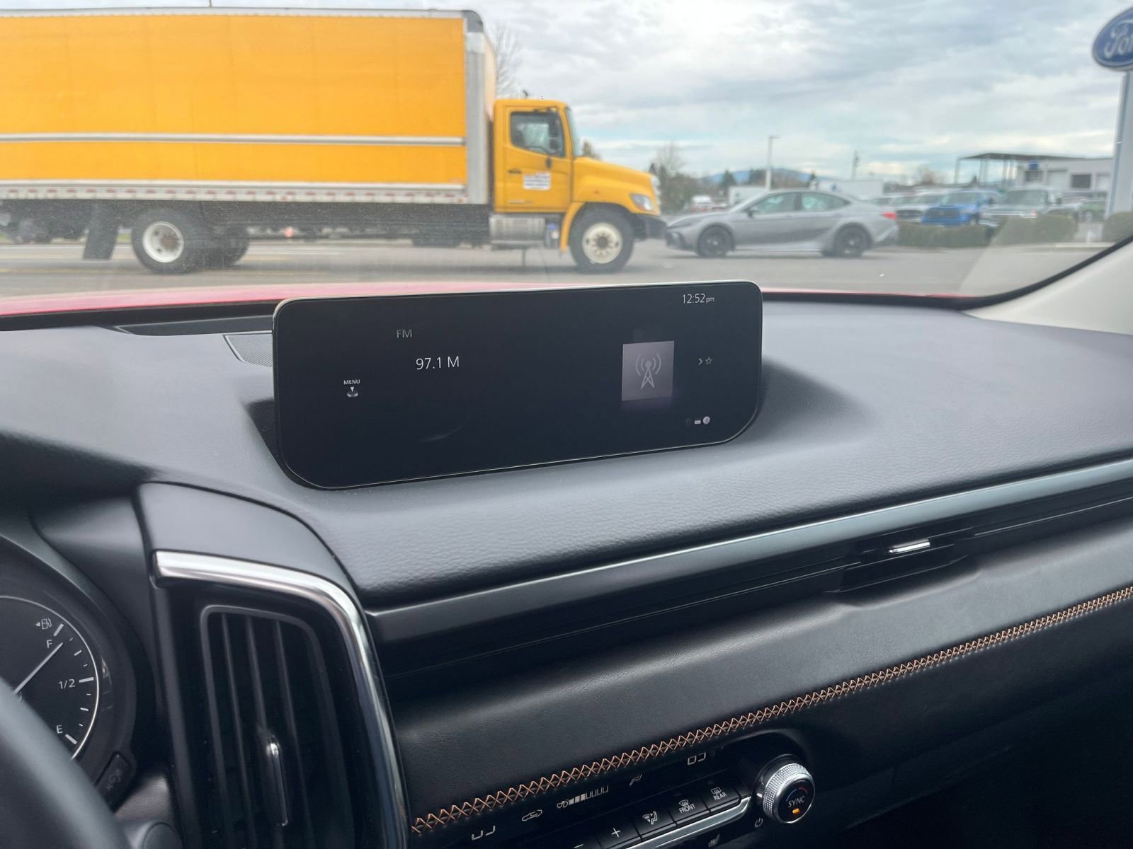 Thumbnail: 2025 Mazda CX-50 - 18