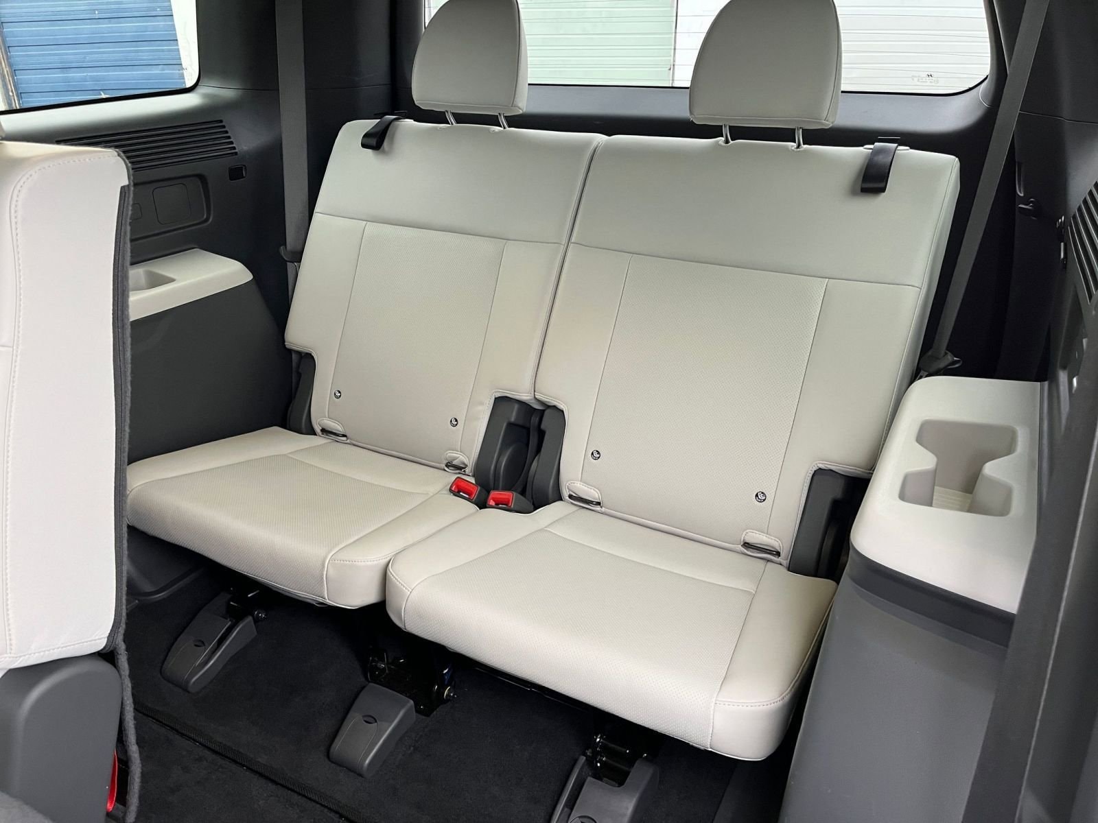 Thumbnail: 2025 Hyundai Santa Fe - 33