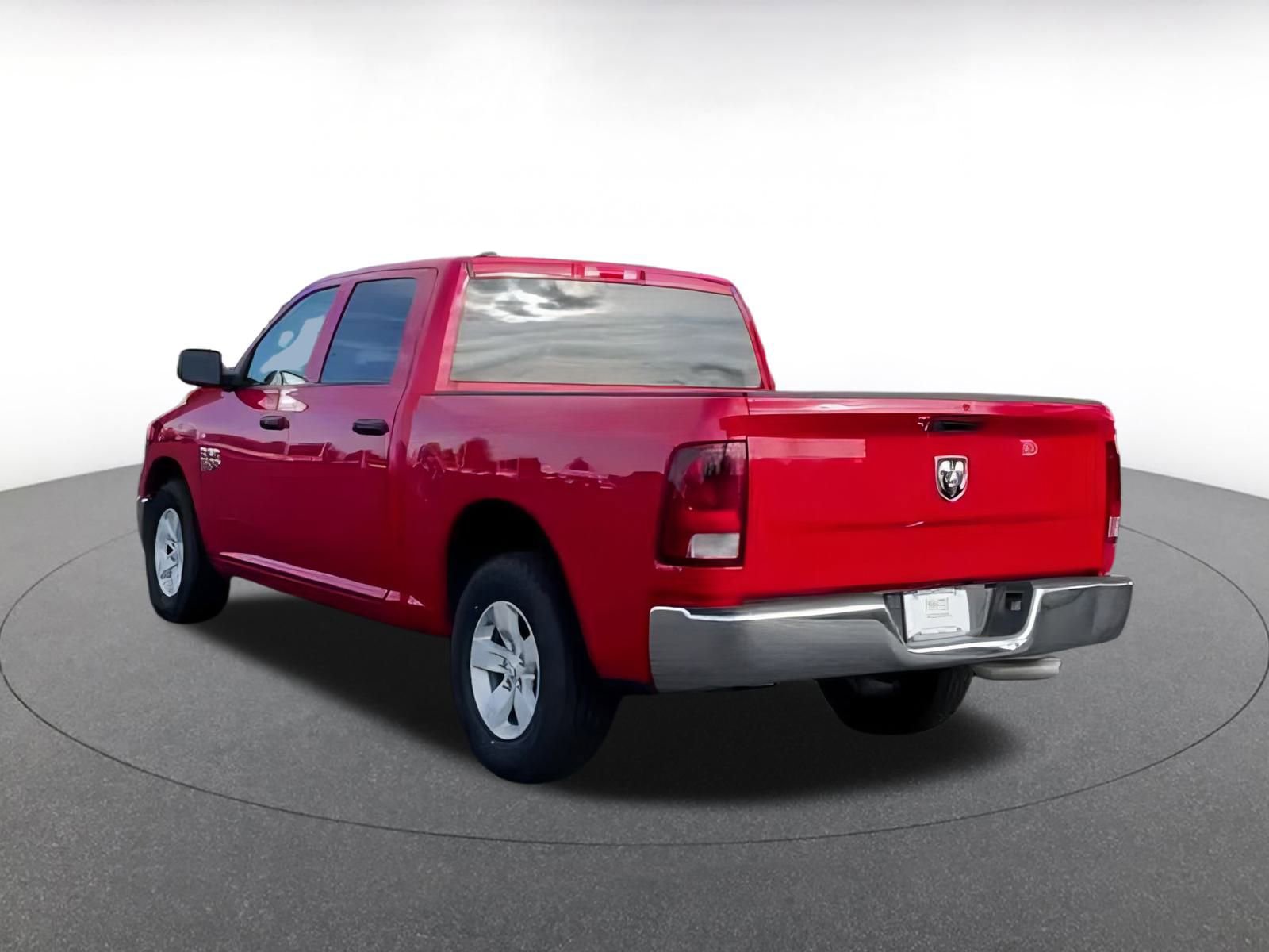 Thumbnail: 2022 RAM 1500 Classic - 8