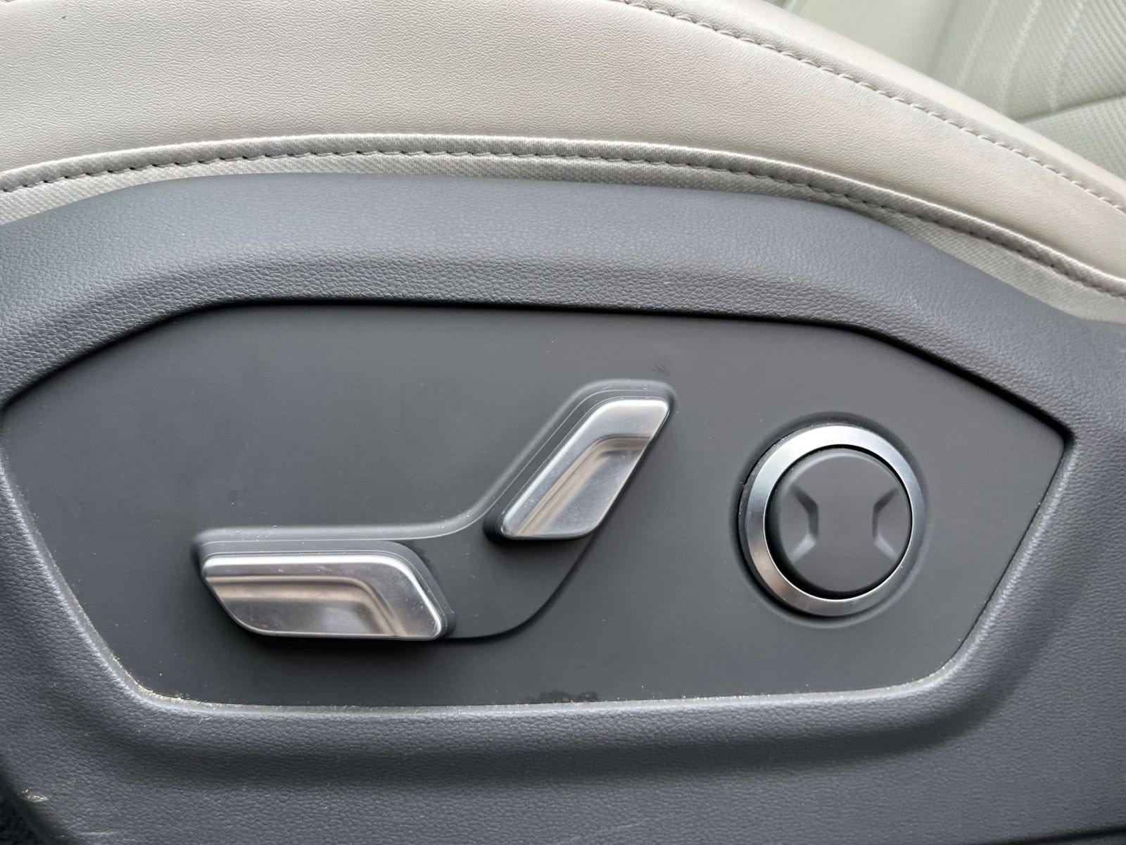 Thumbnail: 2025 Hyundai Santa Fe - 23