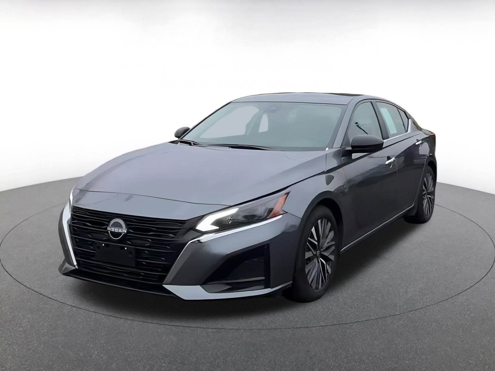 Thumbnail: 2024 Nissan Altima - 8