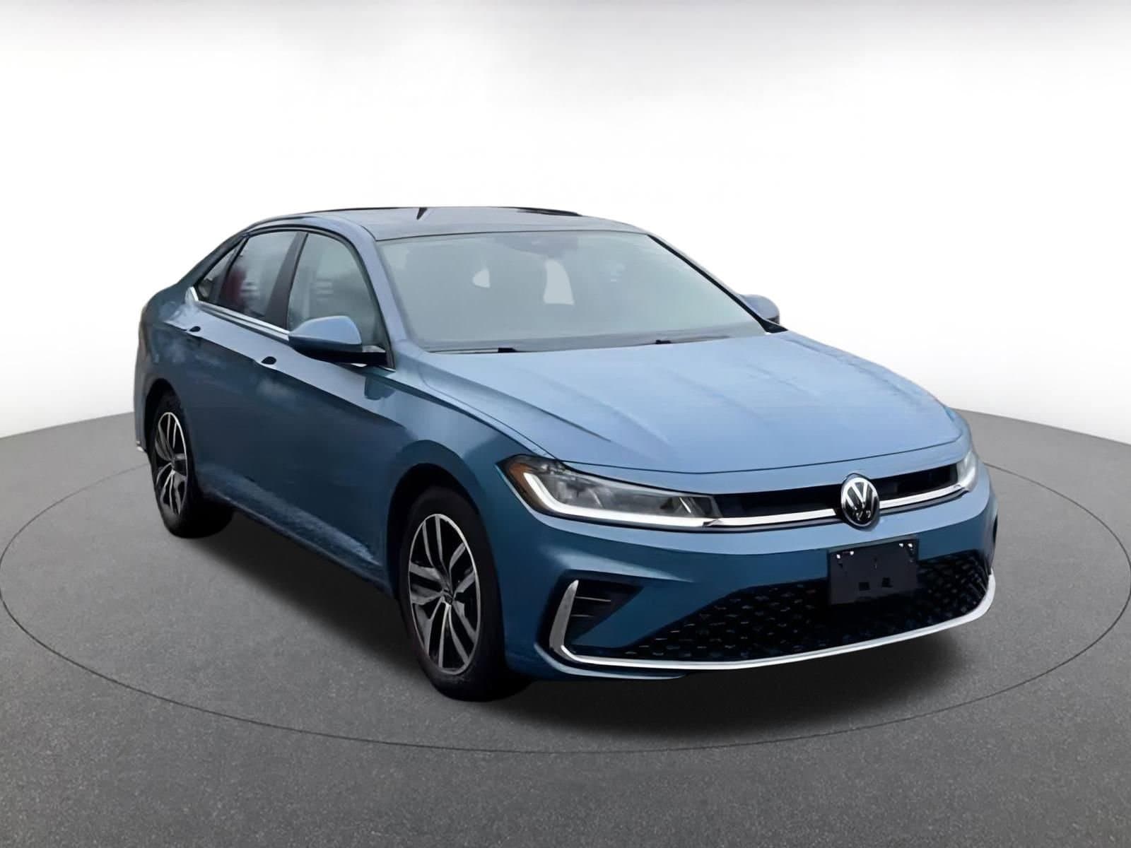 Thumbnail: 2025 Volkswagen Jetta - 3