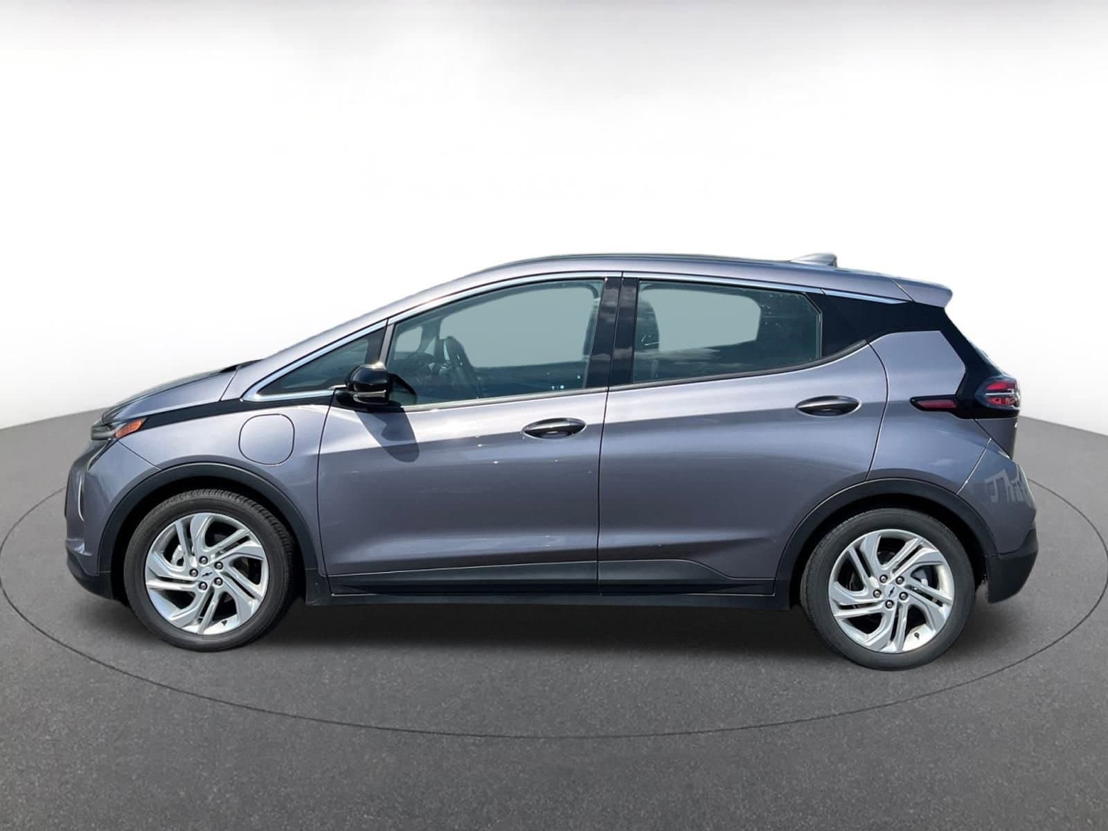 Thumbnail: 2023 Chevrolet Bolt EV - 4