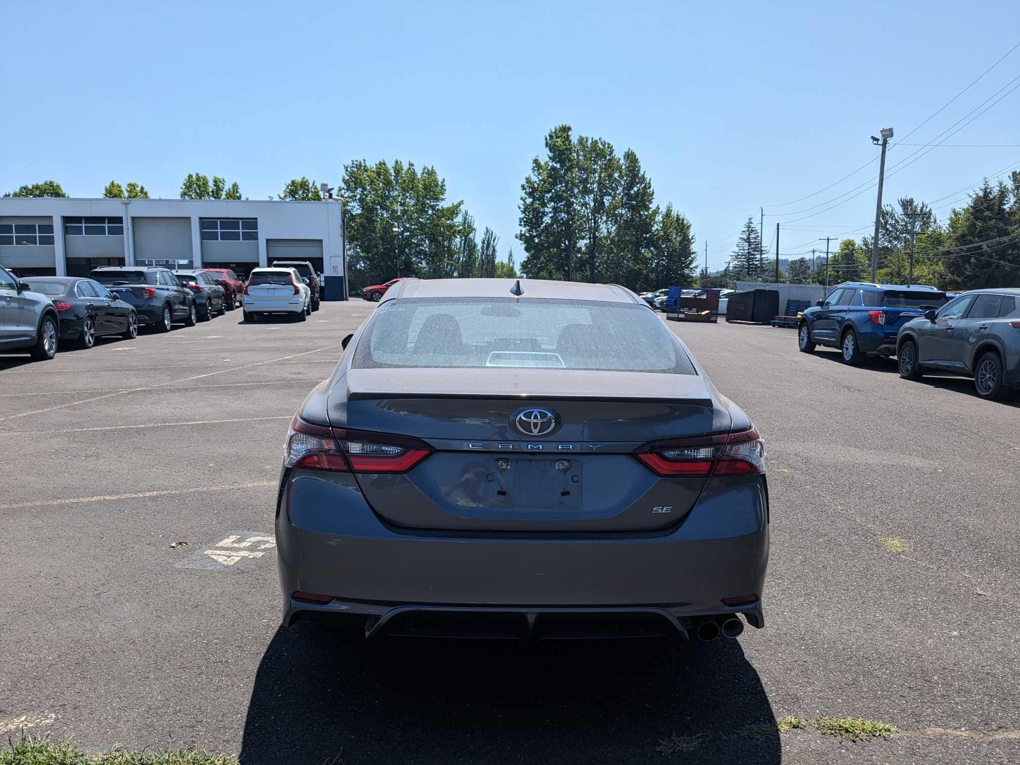 2023 Toyota Camry SE 6