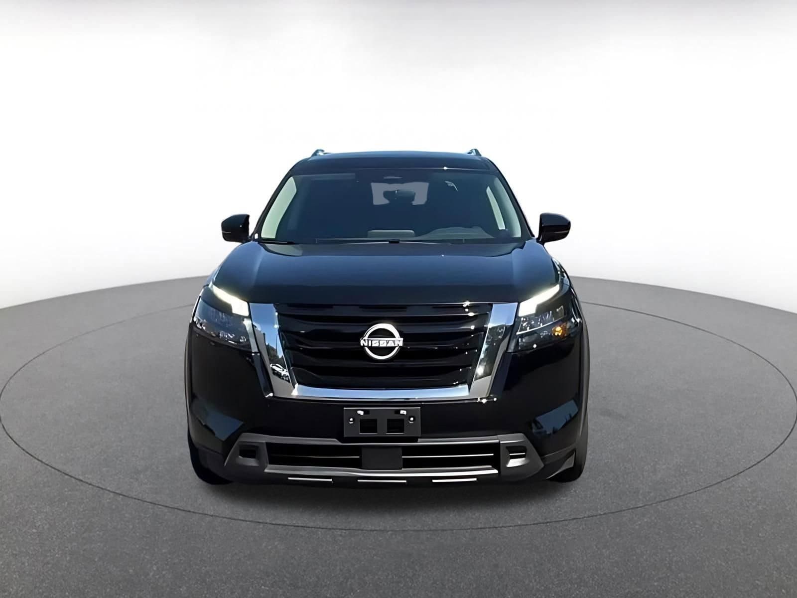 Thumbnail: 2025 Nissan Pathfinder - 3