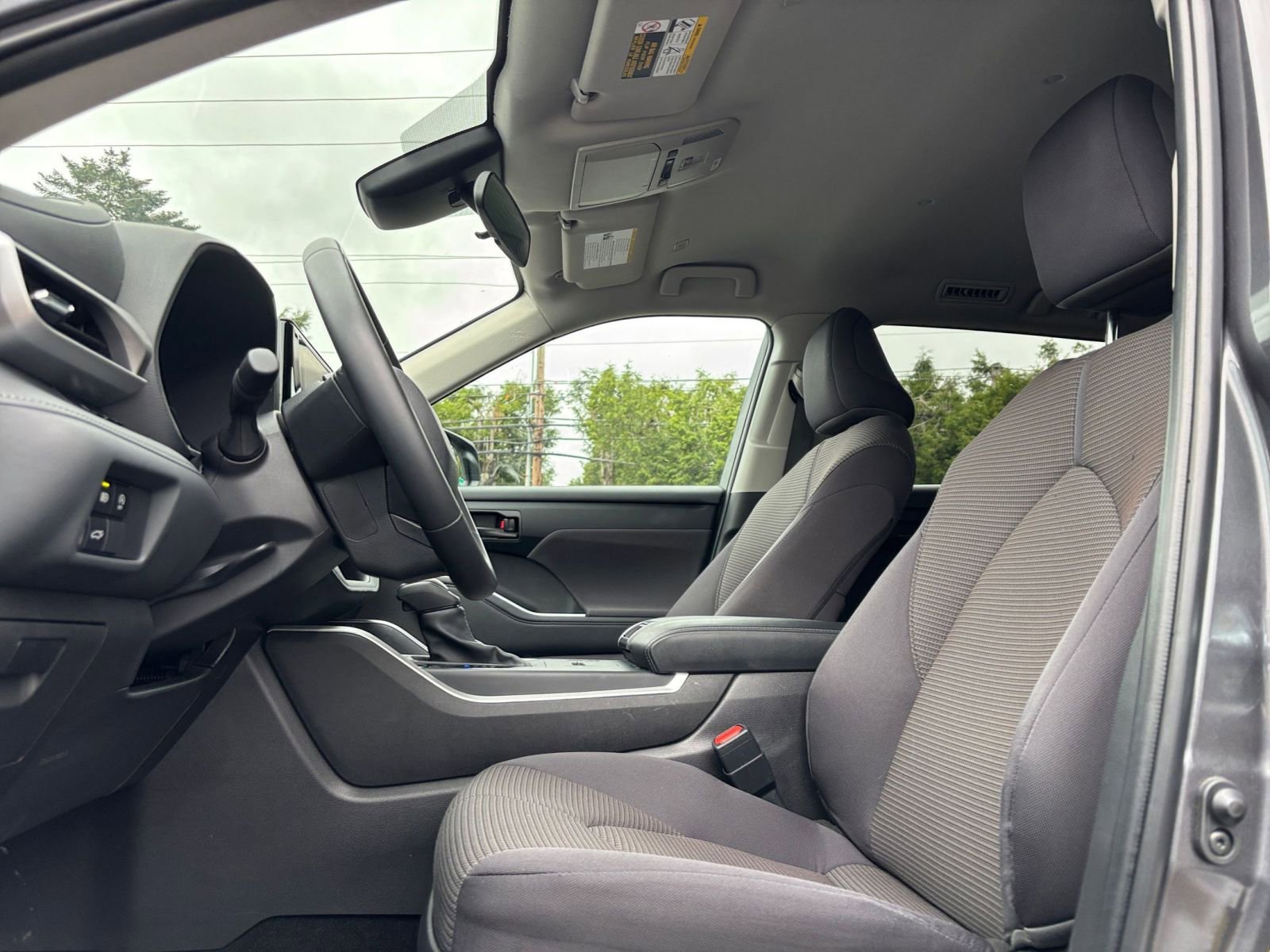 Thumbnail: 2025 Toyota Highlander - 28