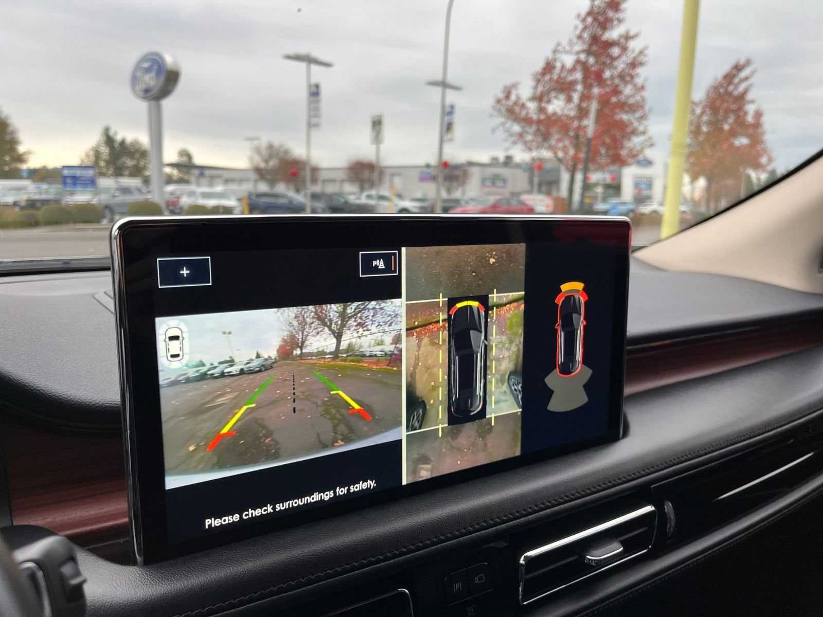 Thumbnail: 2023 Lincoln Nautilus - 17