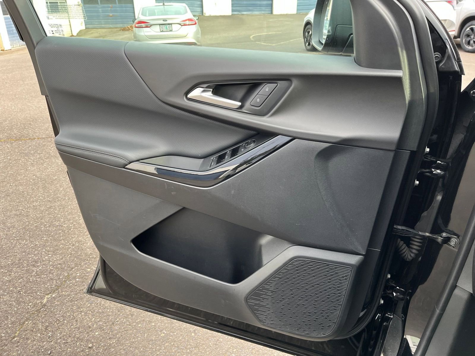 Thumbnail: 2025 Chevrolet Equinox - 21